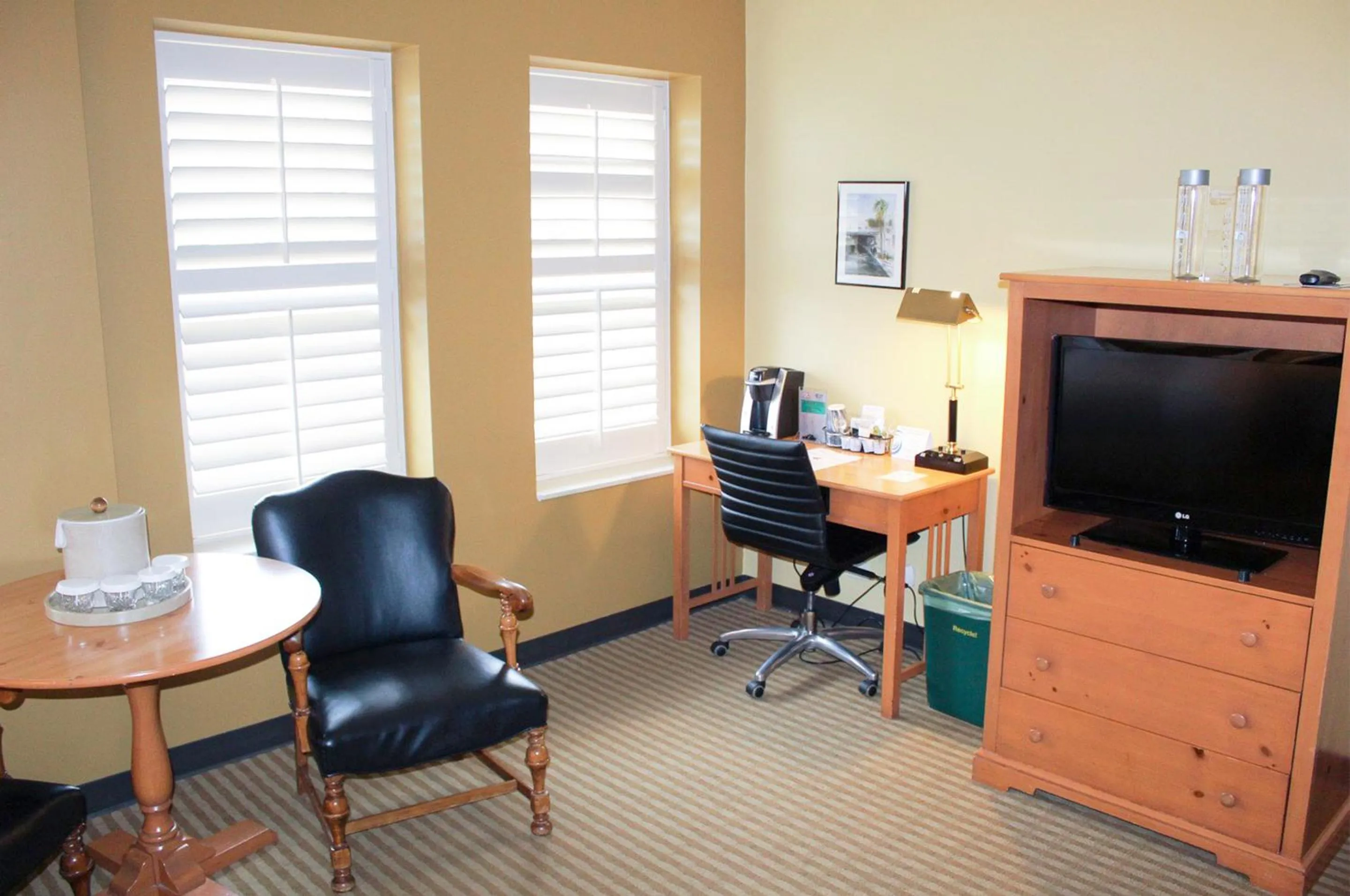 TV and multimedia in The Crockett Hotel