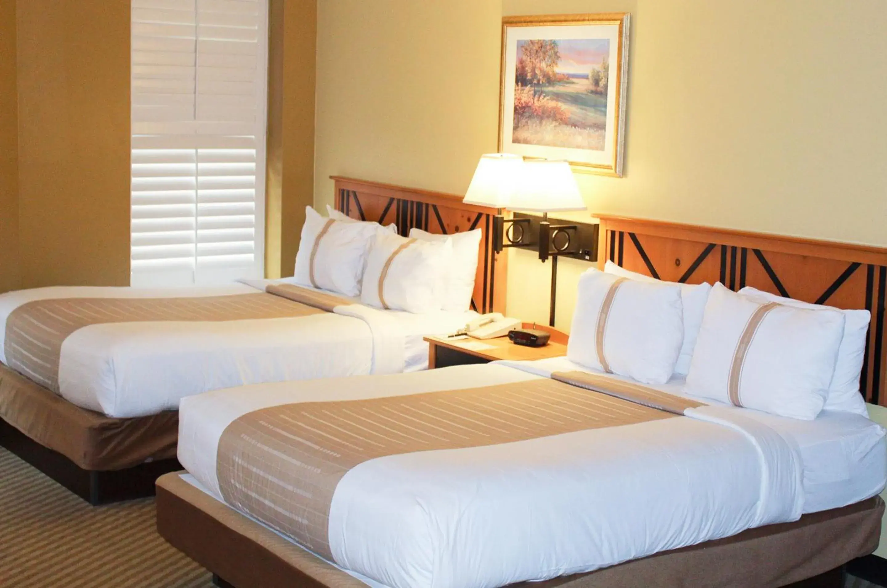 Bedroom, Bed in The Crockett Hotel Bedroom, Bed in The Crockett Hotel