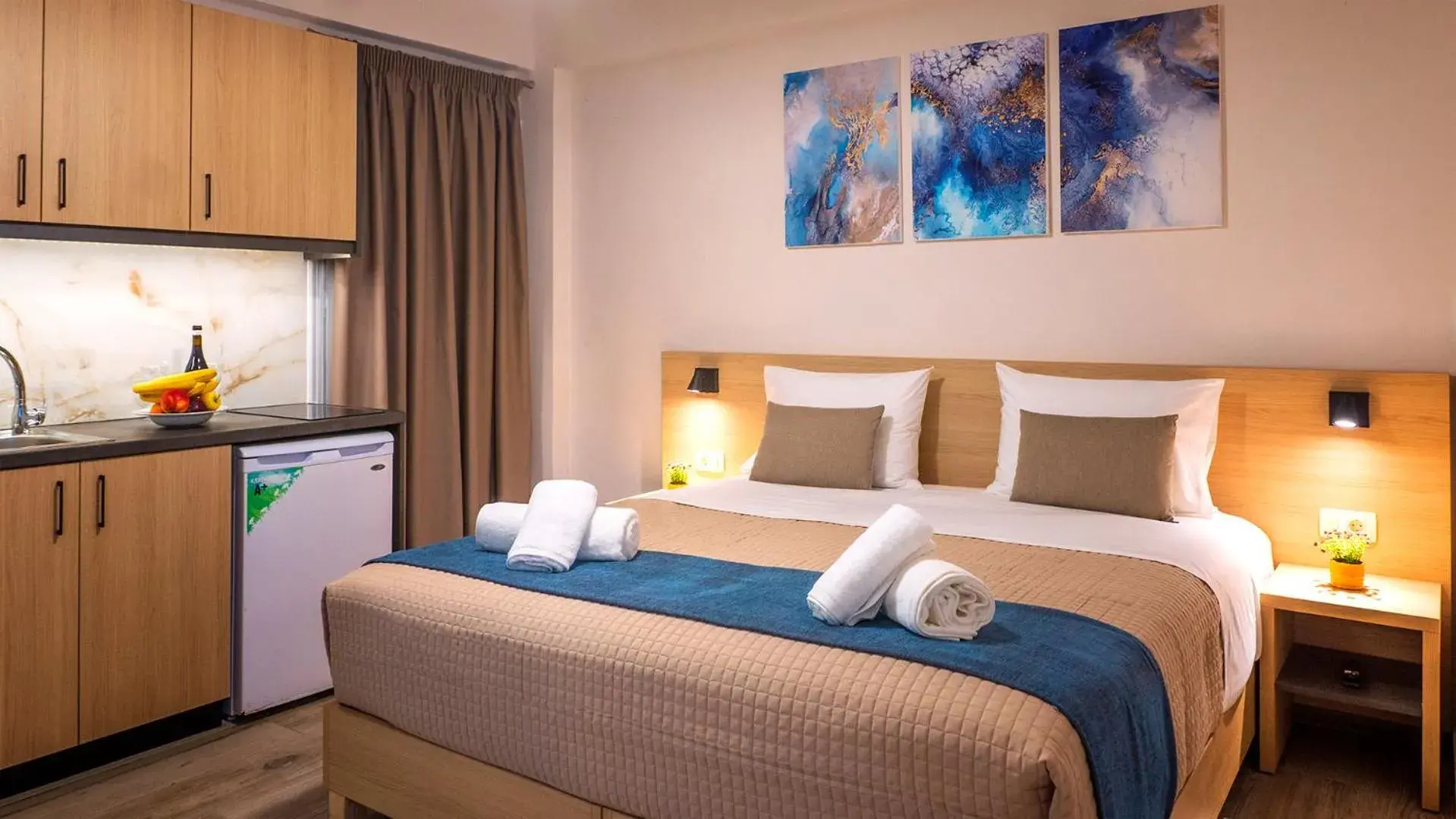 Nicole Rooms Nicole Rooms