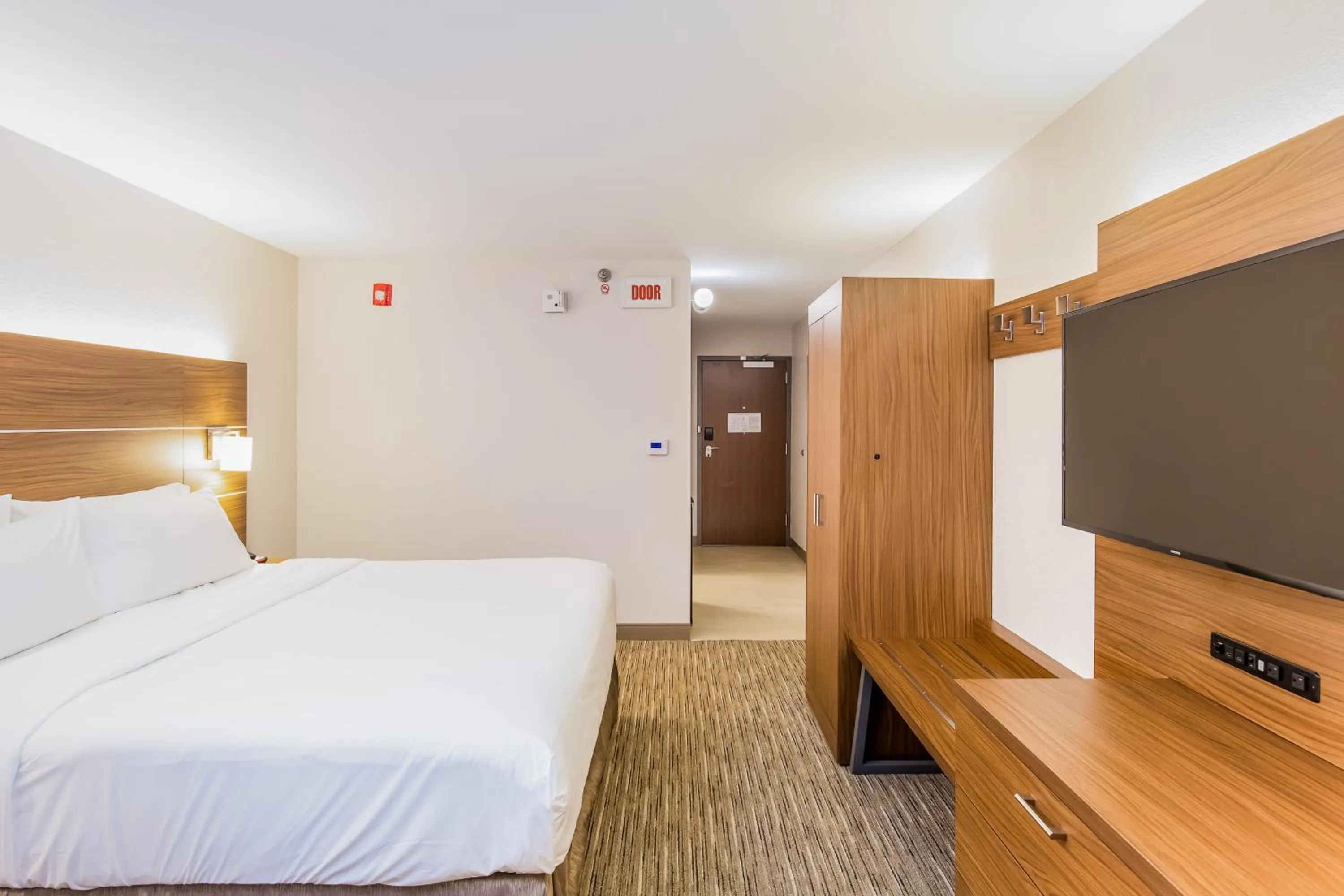 Photo of the whole room, Bed in Holiday Inn Express Orange Beach - On The Beach by IHG