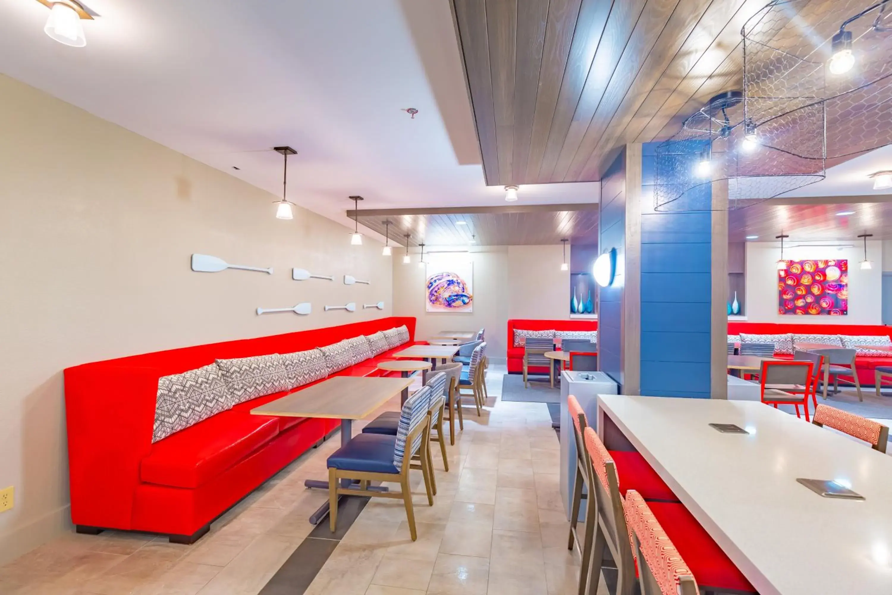 Breakfast in Holiday Inn Express Orange Beach - On The Beach by IHG Breakfast in Holiday Inn Express Orange Beach - On The Beach by IHG