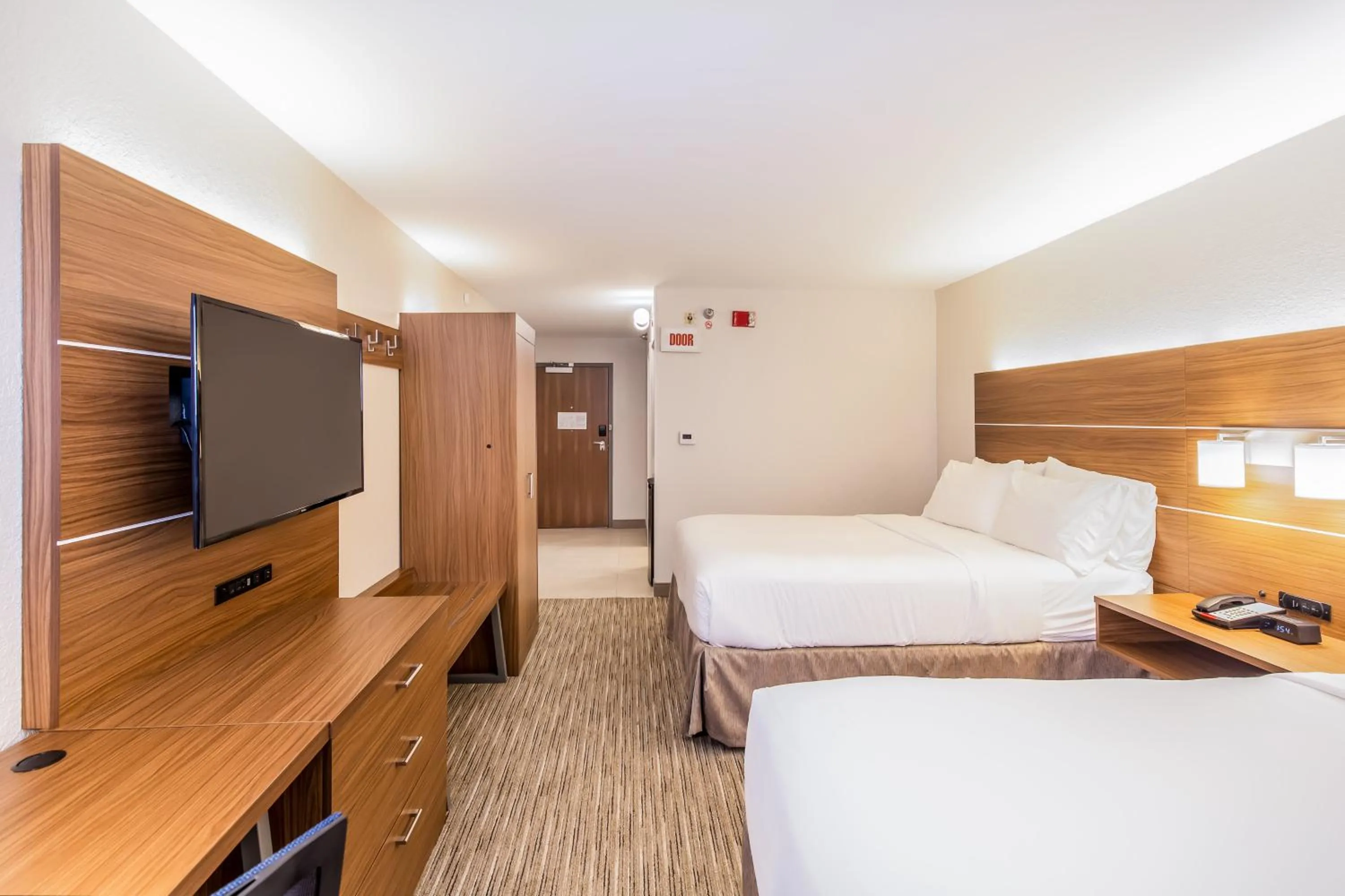 Photo of the whole room, Bed in Holiday Inn Express Orange Beach - On The Beach by IHG