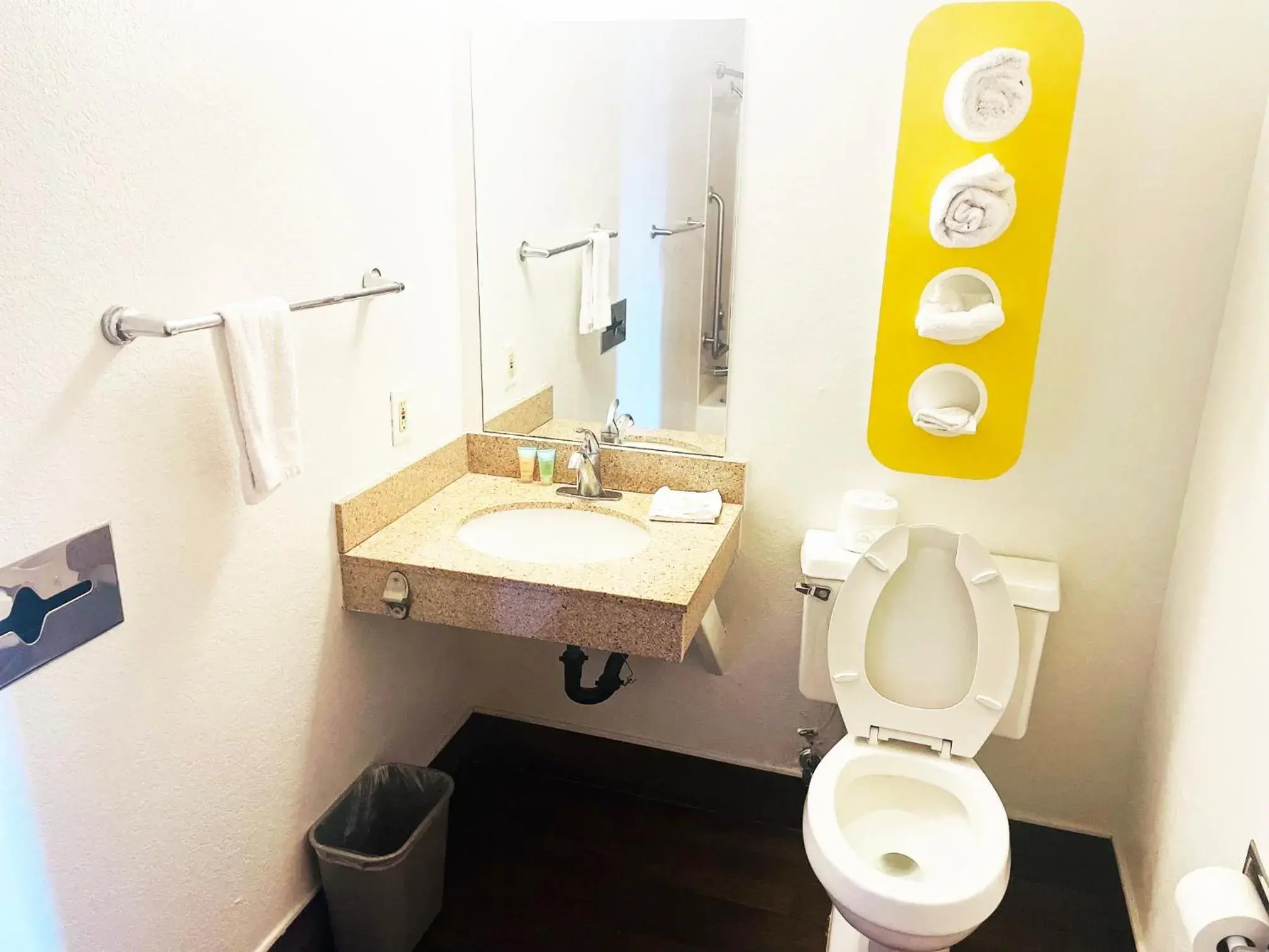 Toilet in Willow Lodge Willoughby Cleveland Toilet in Willow Lodge Willoughby Cleveland