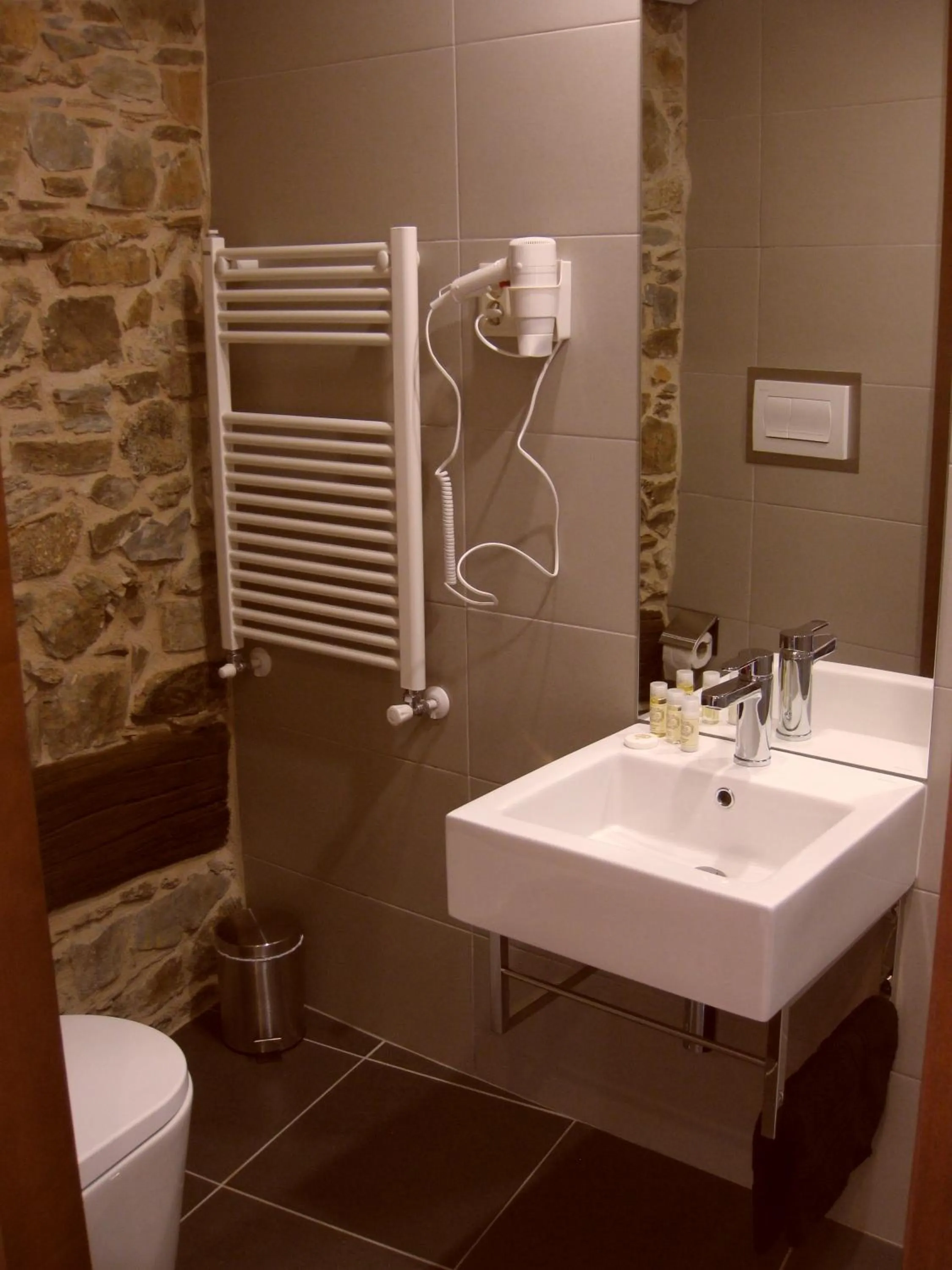 Bathroom in Candeias do Souto