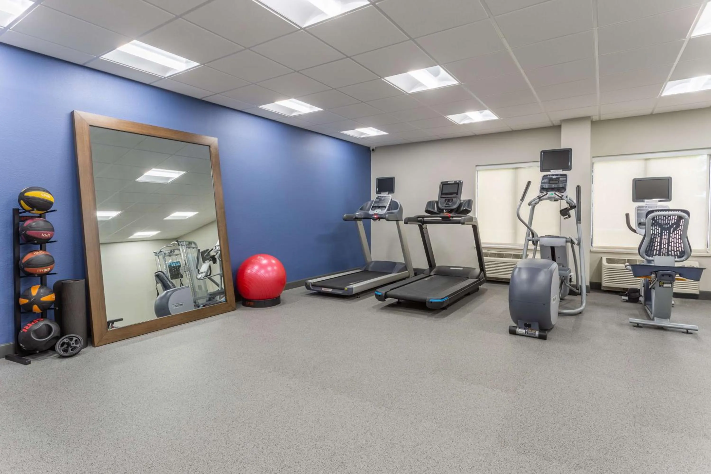 Fitness centre/facilities in Hampton Inn Sioux Falls