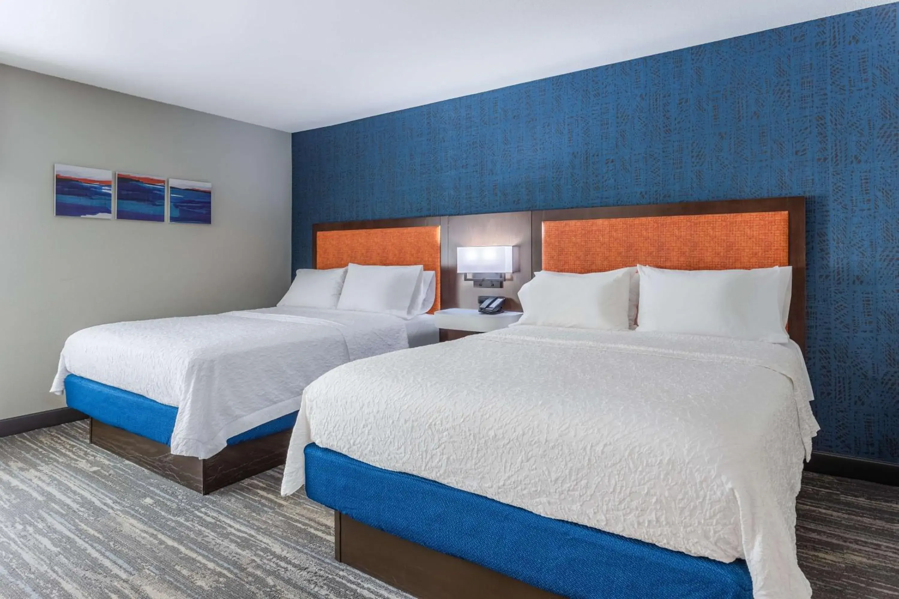 Bed in Hampton Inn Sioux Falls Bed in Hampton Inn Sioux Falls