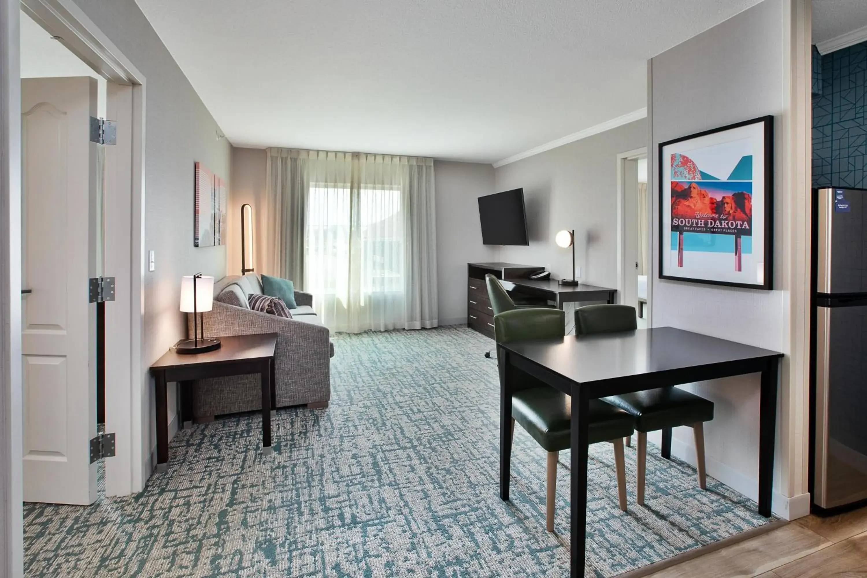 Living room in Homewood Suites by Hilton Sioux Falls Living room in Homewood Suites by Hilton Sioux Falls