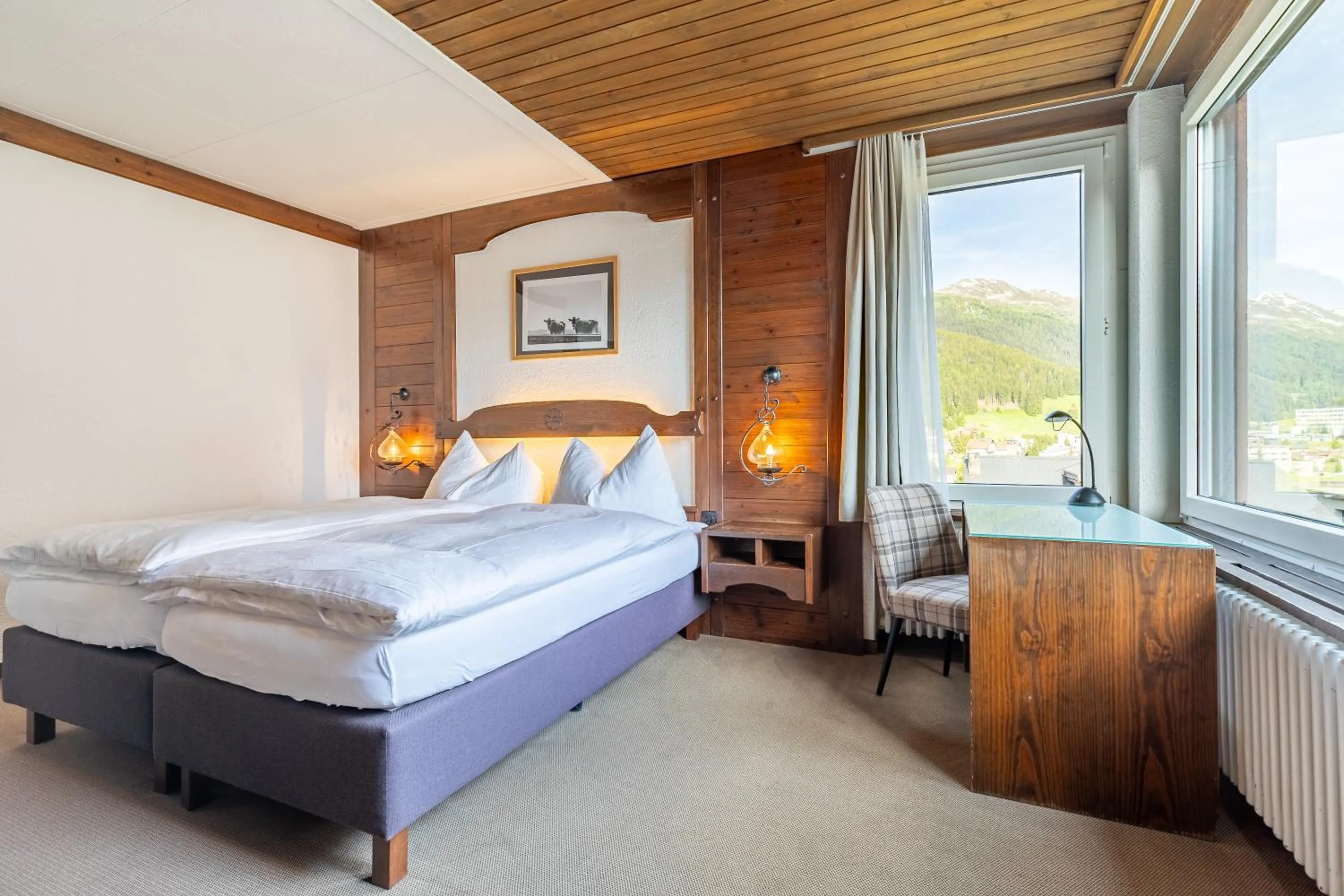 Photo of the whole room, Bed in Hotel Dischma