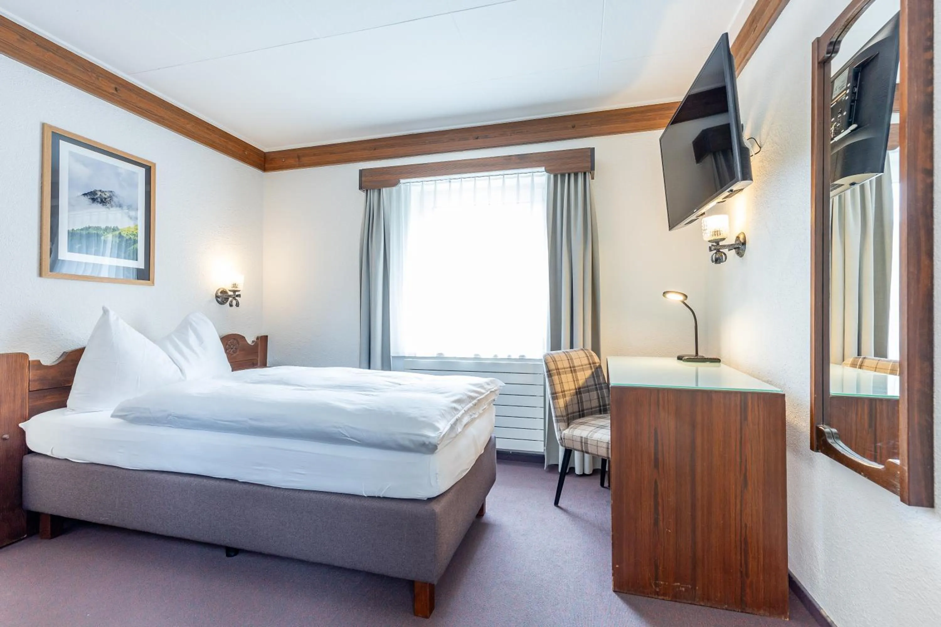 Photo of the whole room, Bed in Hotel Dischma