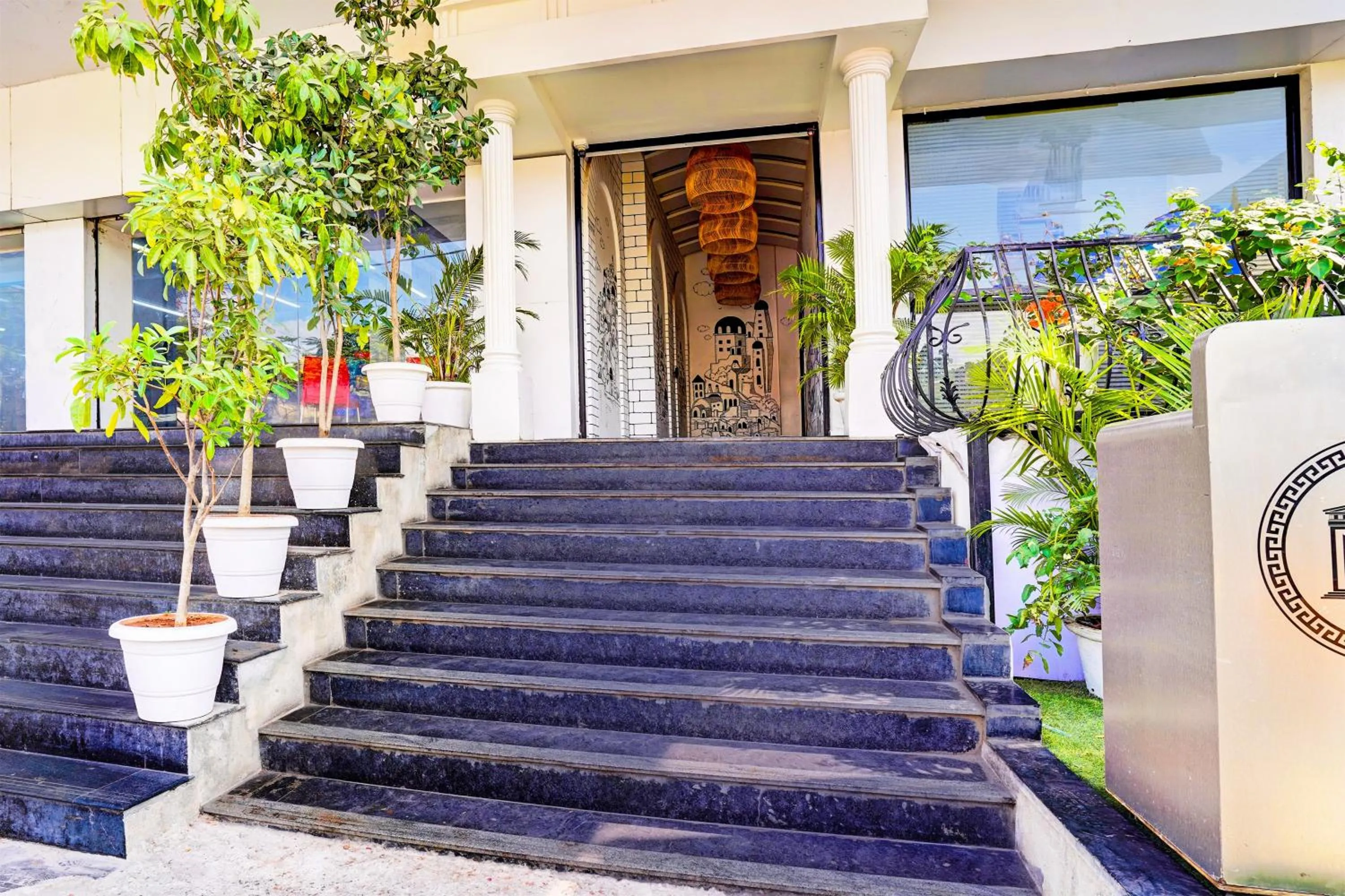 Facade/entrance in Super Hotel O Cricotel