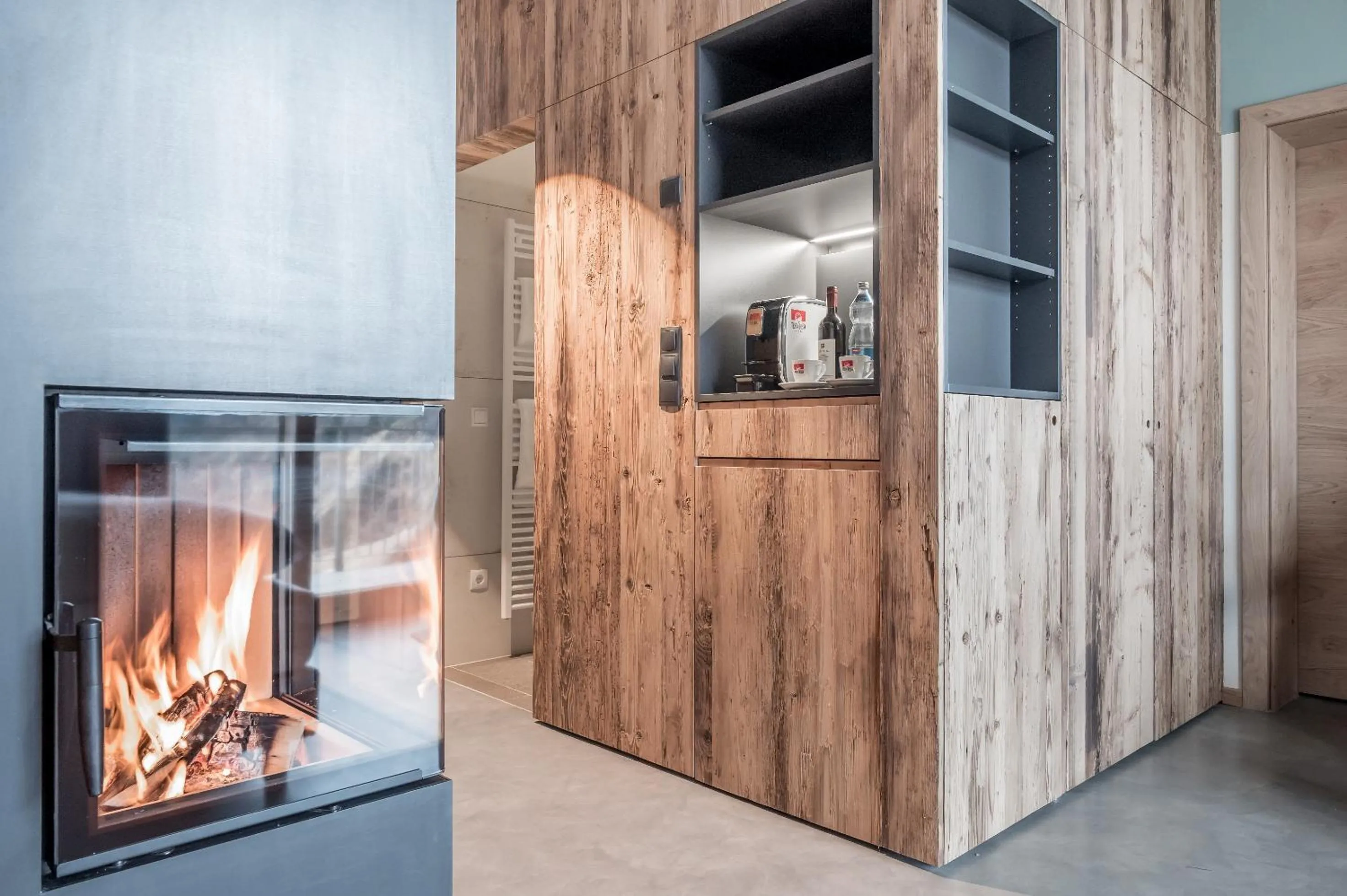 flat iron in Mondschein Hotel & Chalet