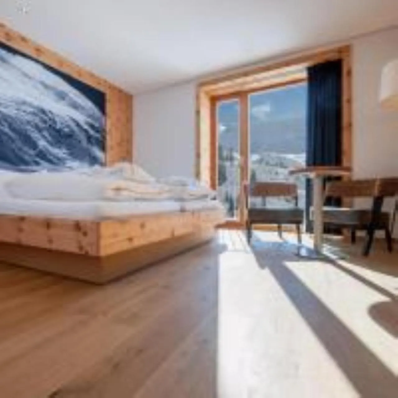 Bedroom, Bed in Mondschein Hotel & Chalet