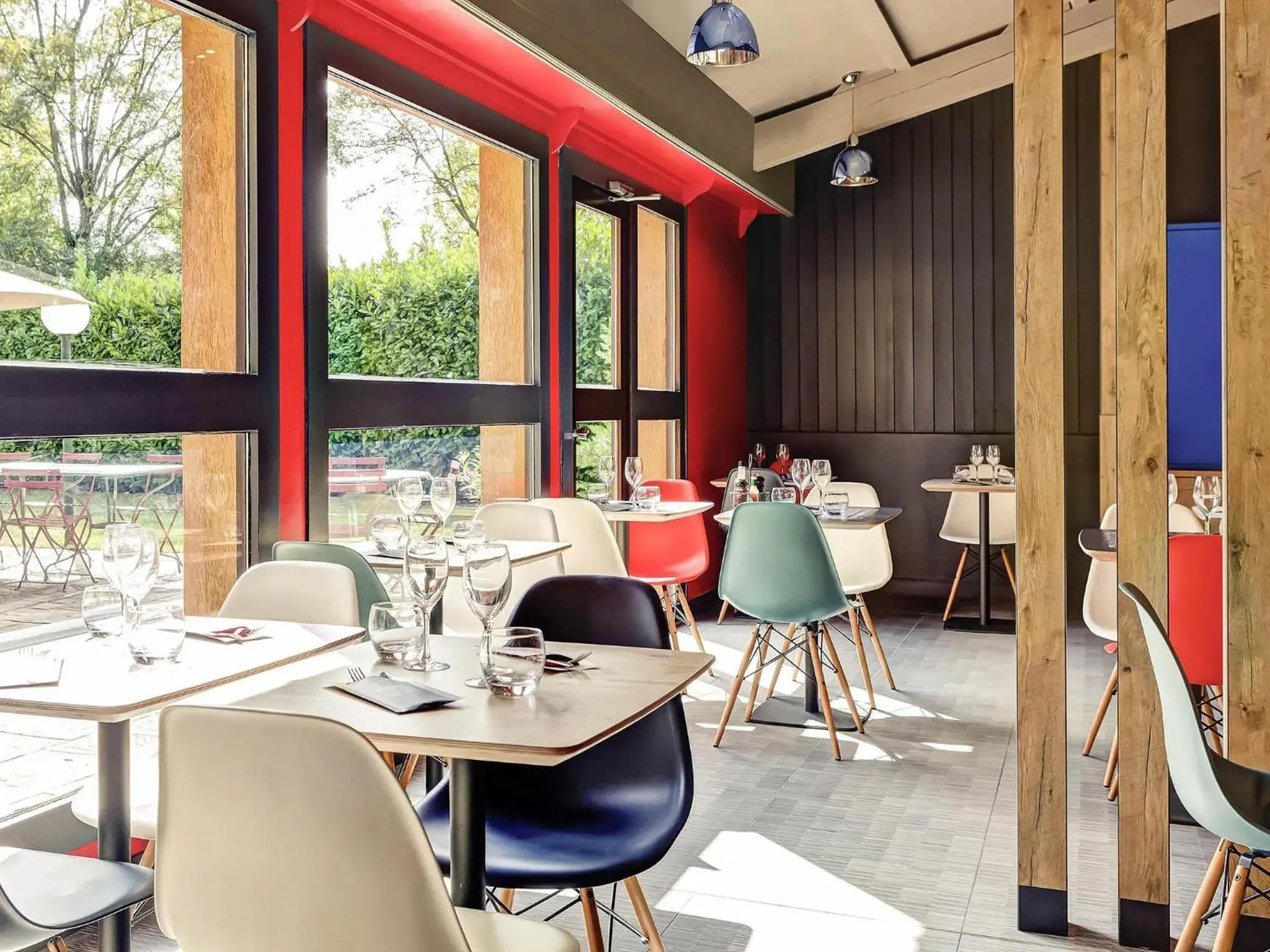 Restaurant/places to eat in ibis Lyon Nord Restaurant/places to eat in ibis Lyon Nord