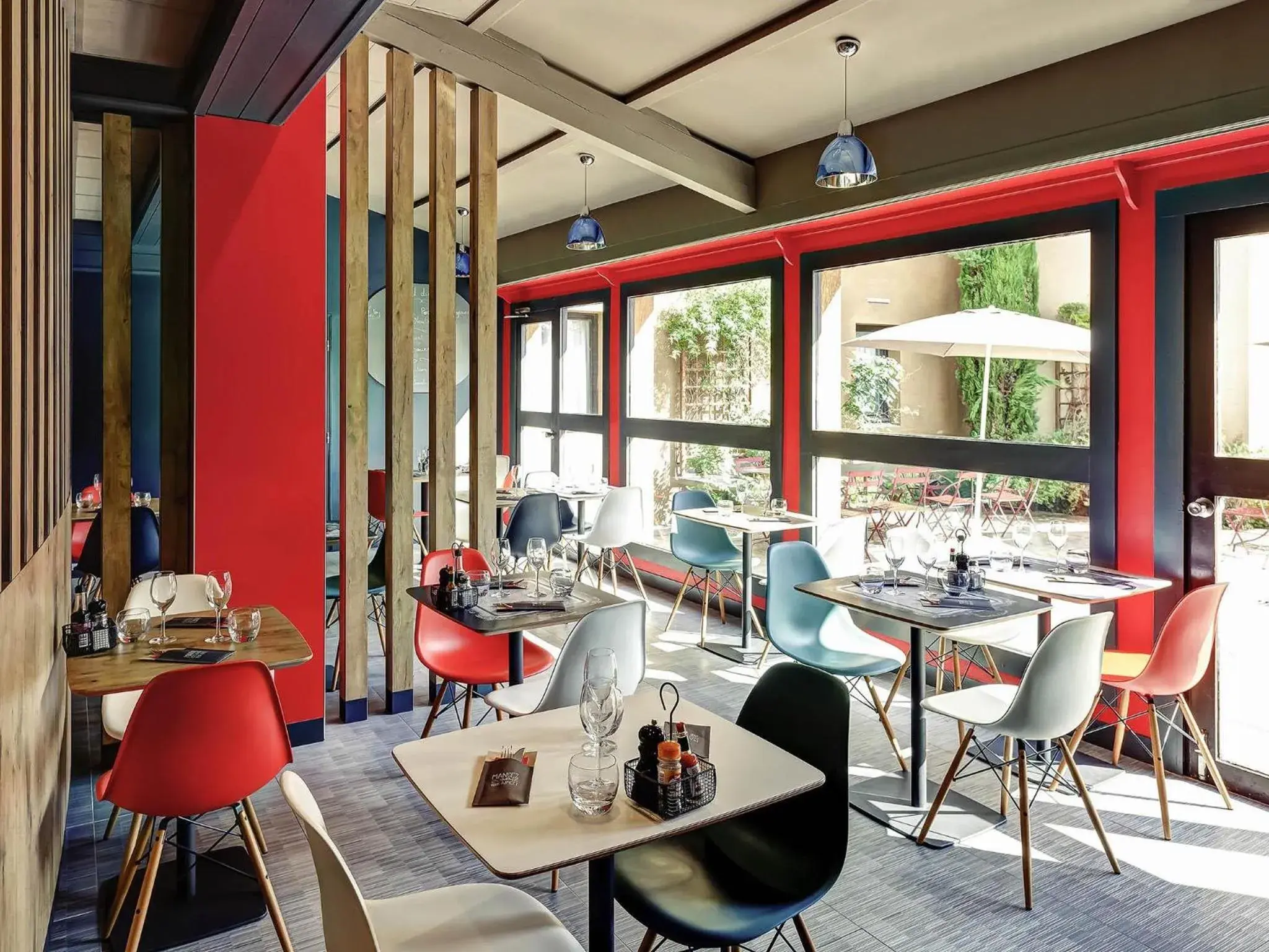 Restaurant/places to eat in ibis Lyon Nord Restaurant/places to eat in ibis Lyon Nord