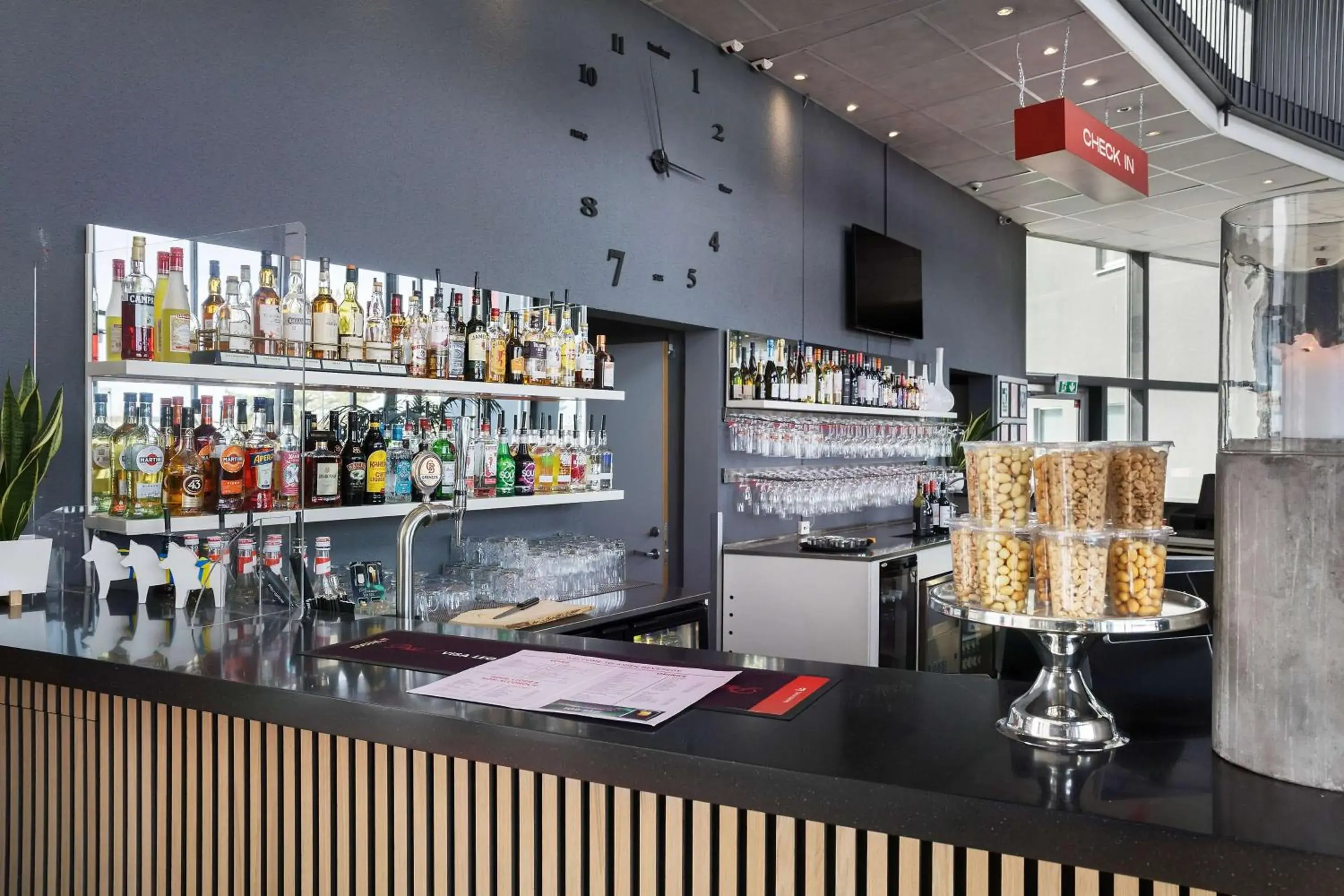 Lounge or bar in Aiden by Best Western Skavsta Airport Lounge or bar in Aiden by Best Western Skavsta Airport