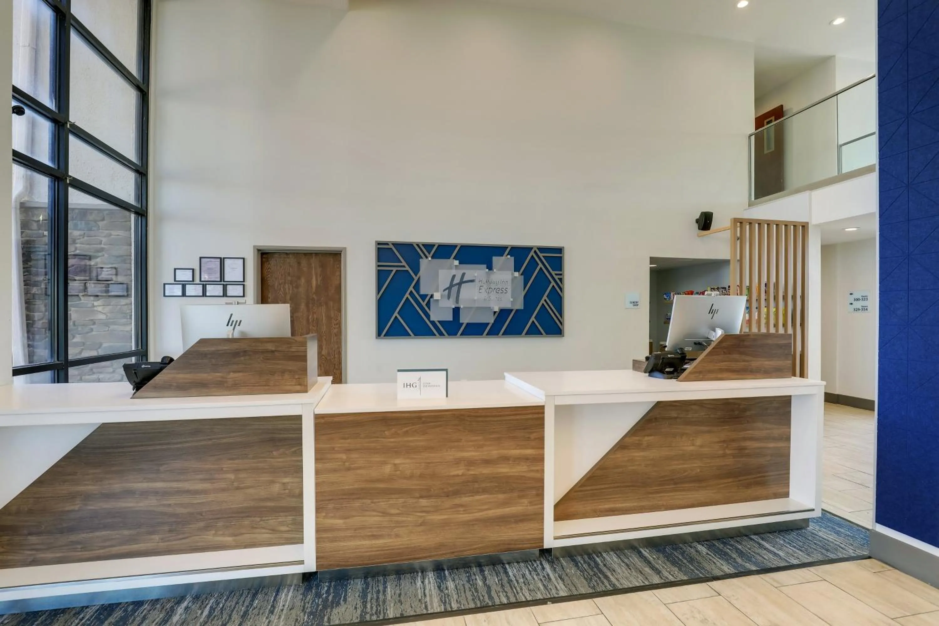 Property building in Holiday Inn Express Hotel & Suites Branson 76 Central by IHG