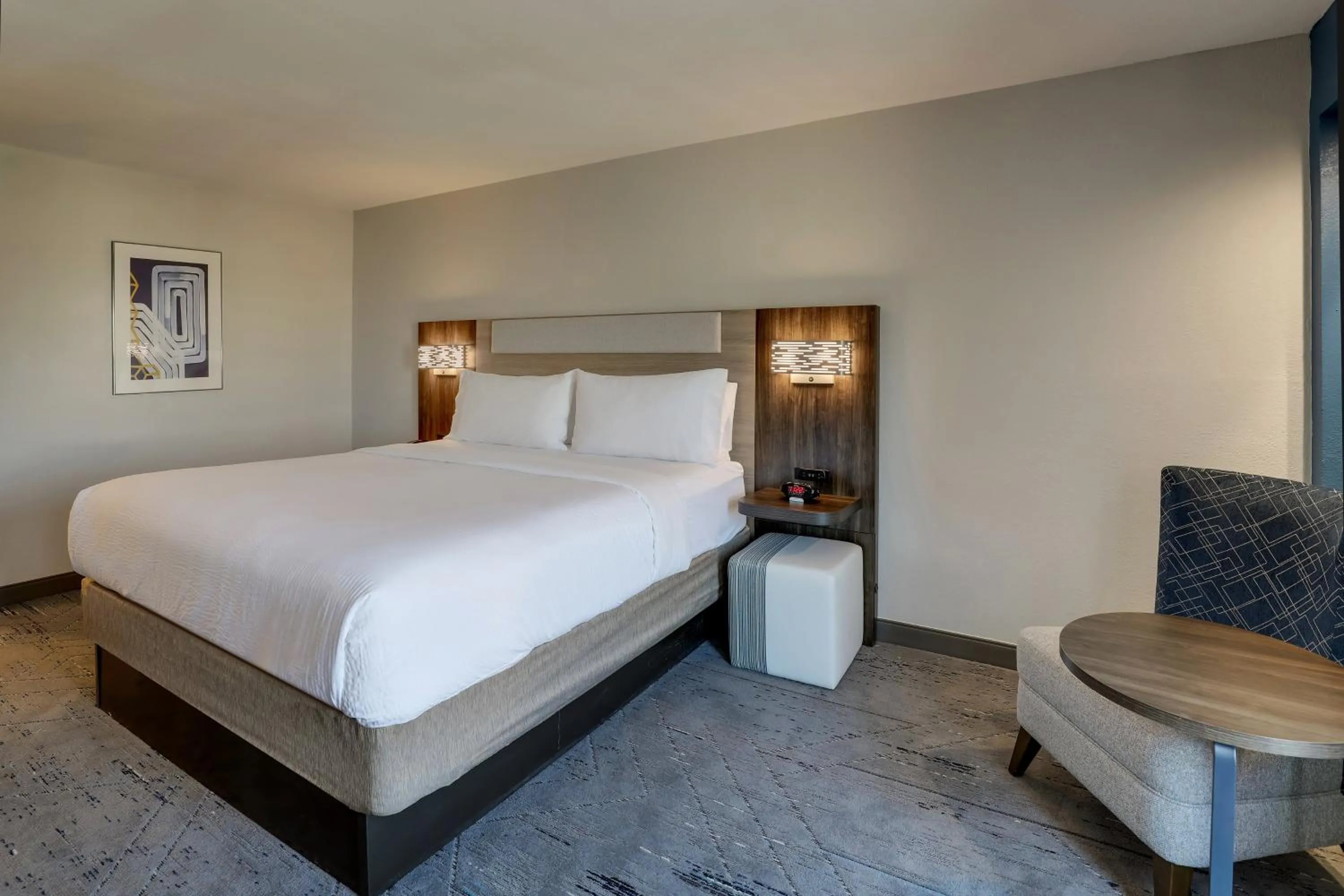 Photo of the whole room, Bed in Holiday Inn Express Hotel & Suites Branson 76 Central by IHG