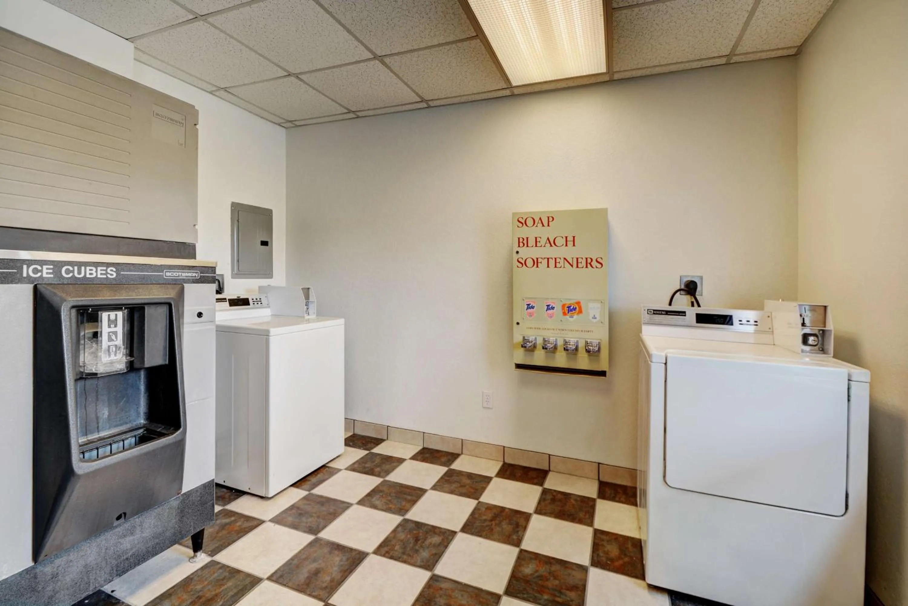 On site in Motel 6-Seekonk, MA - Providence East