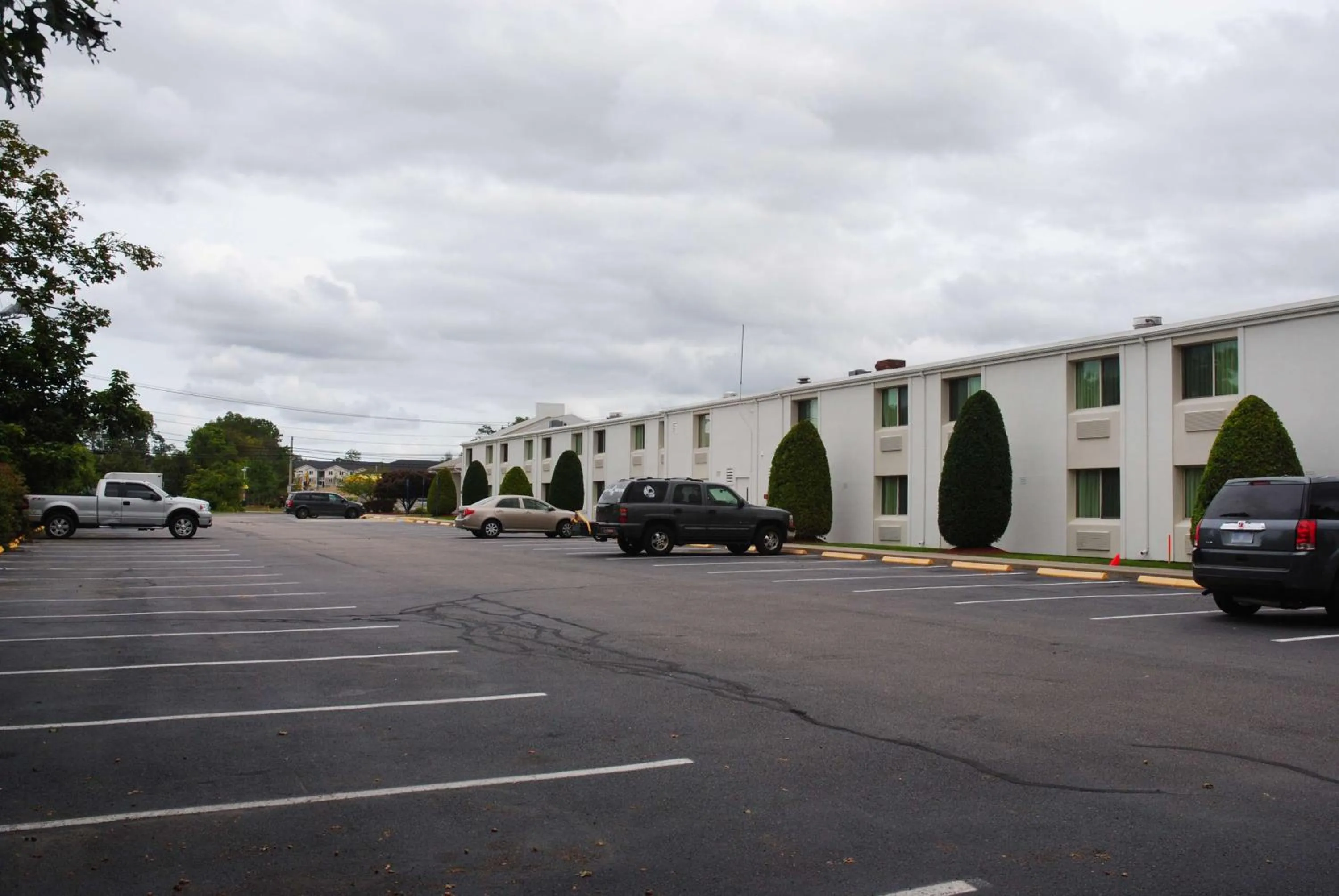 Property building in Motel 6-Seekonk, MA - Providence East