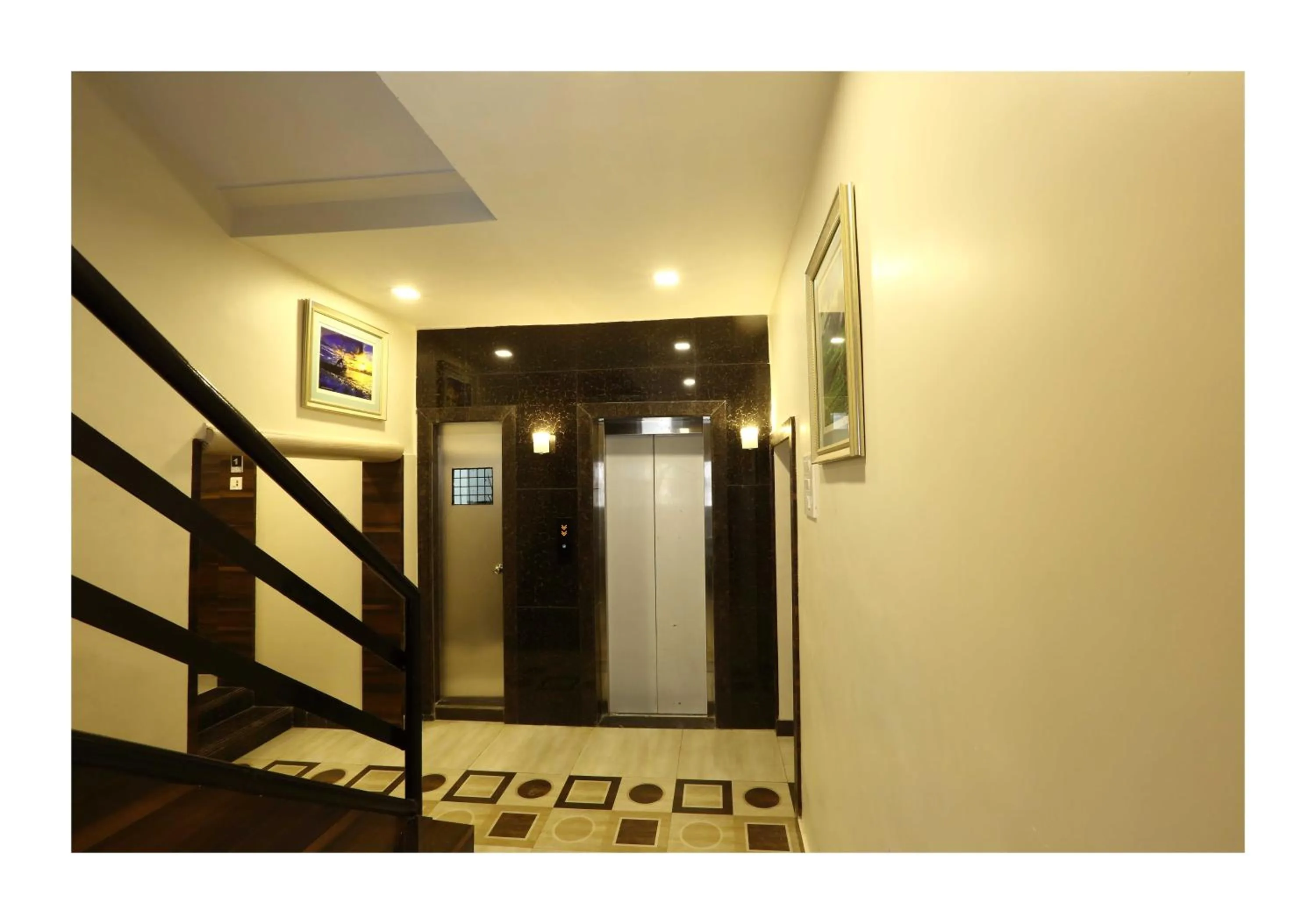 Area and facilities in Hotel Kochi Caprice
