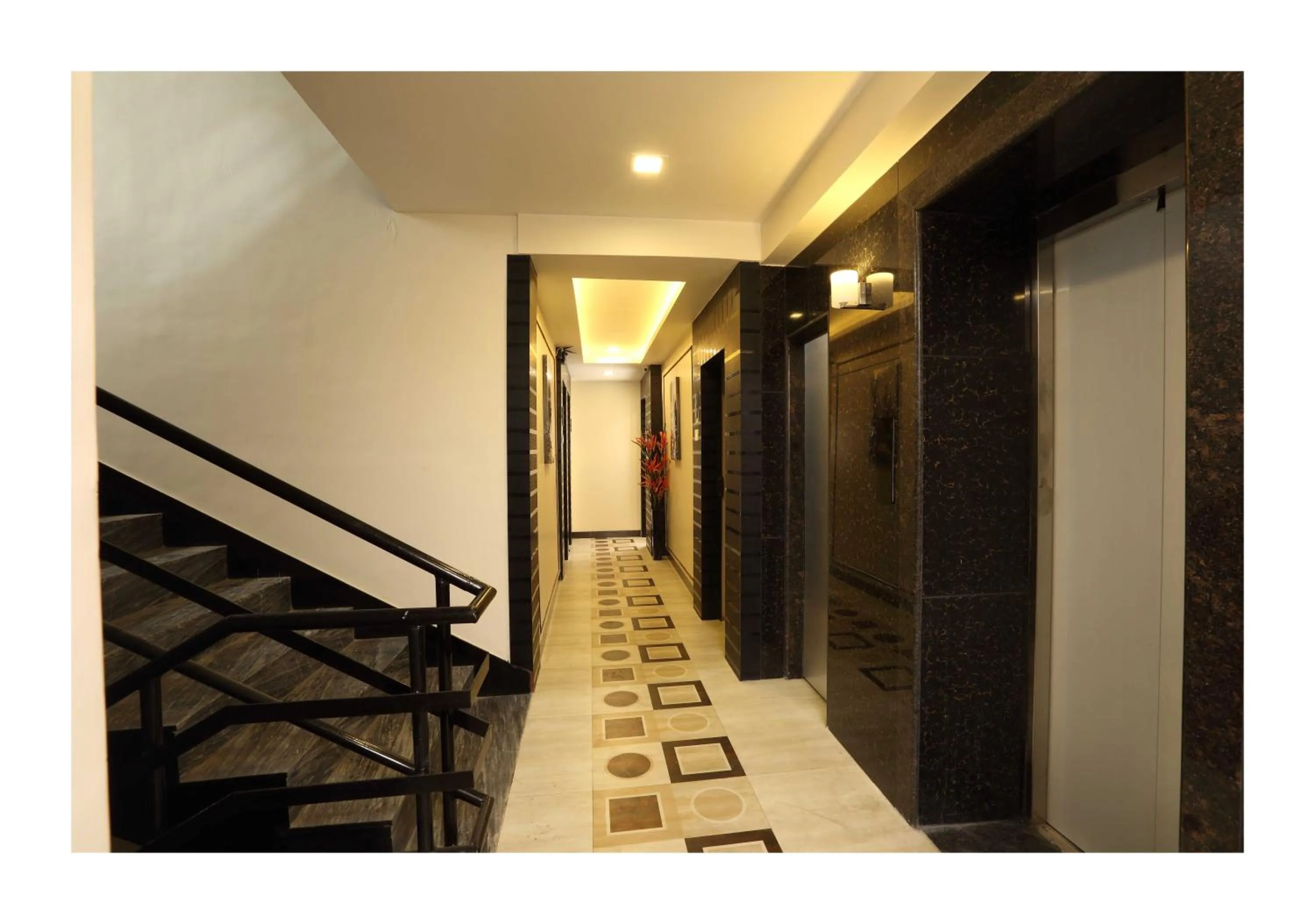 Area and facilities in Hotel Kochi Caprice