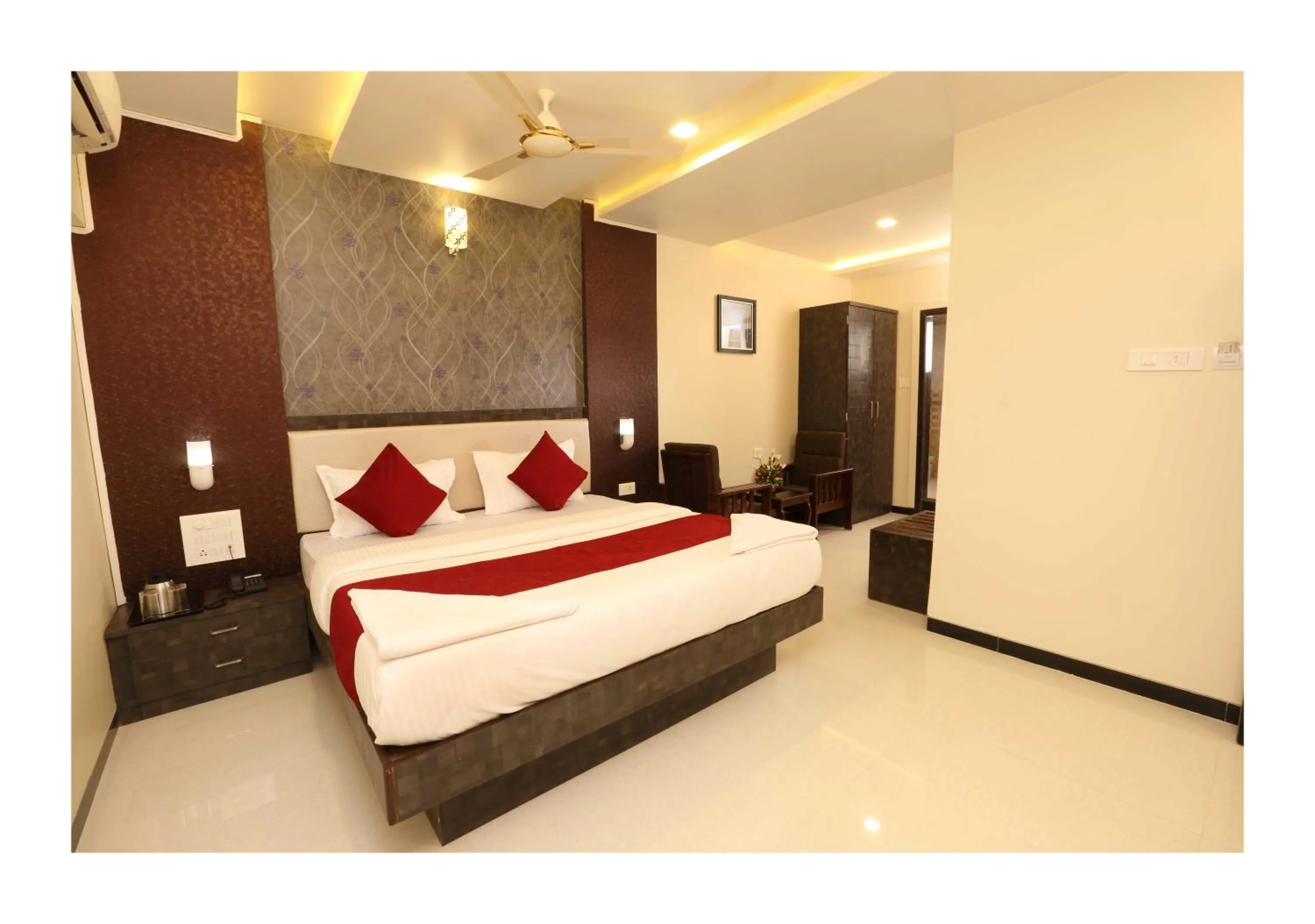 Photo of the whole room, Bed in Hotel Kochi Caprice