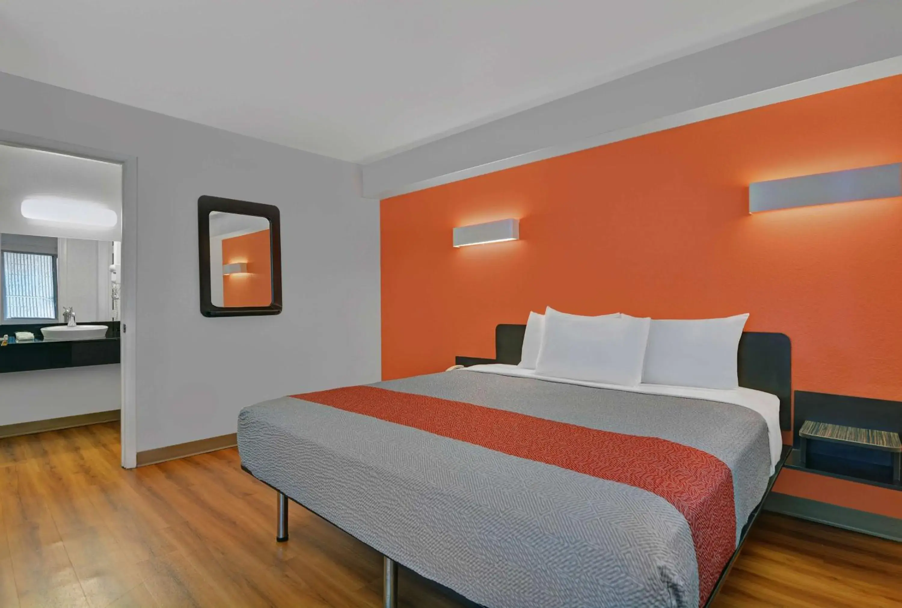 Photo of the whole room, Bed in Motel 6-Cutler Bay, FL Photo of the whole room, Bed in Motel 6-Cutler Bay, FL