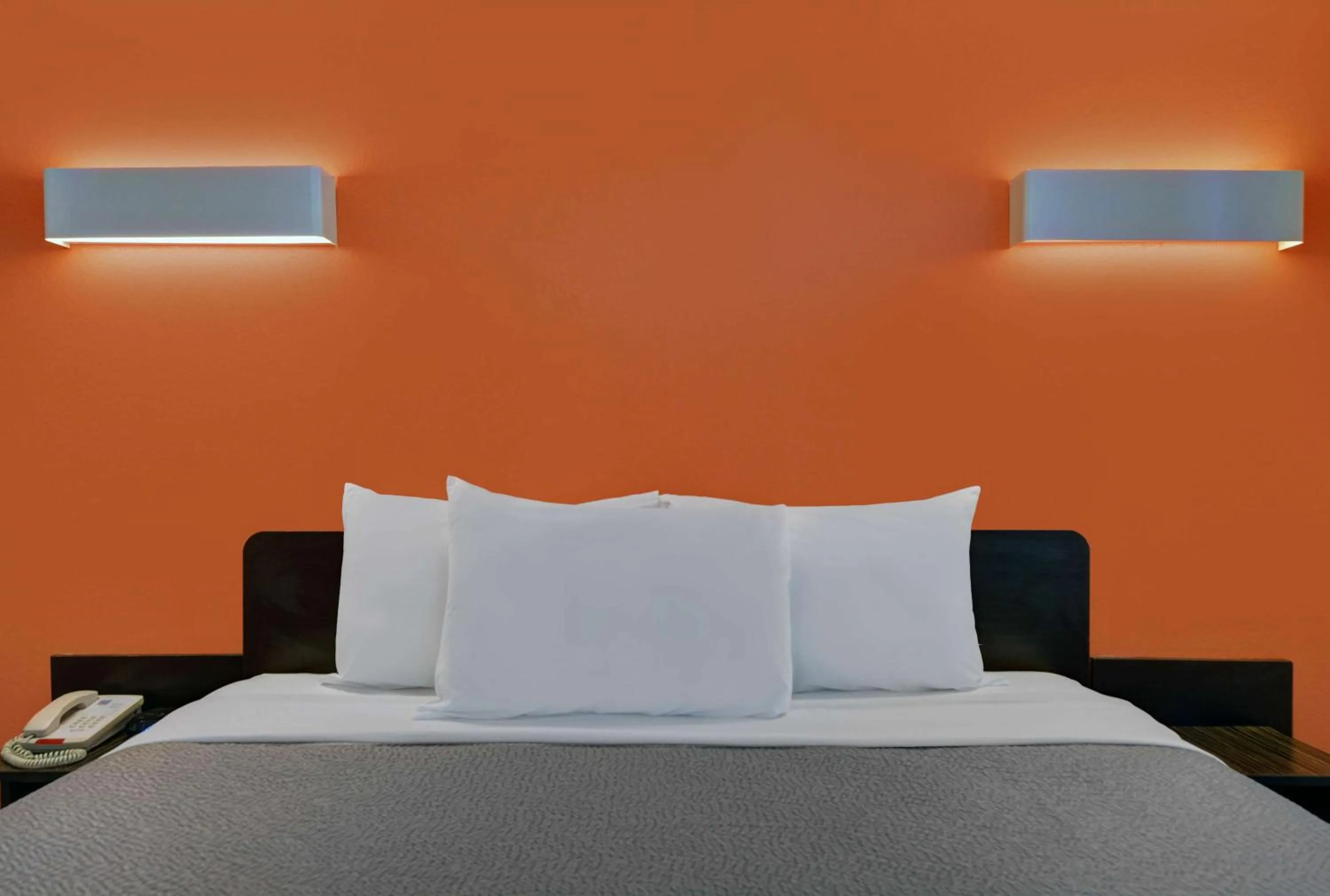 Photo of the whole room, Bed in Motel 6-Cutler Bay, FL