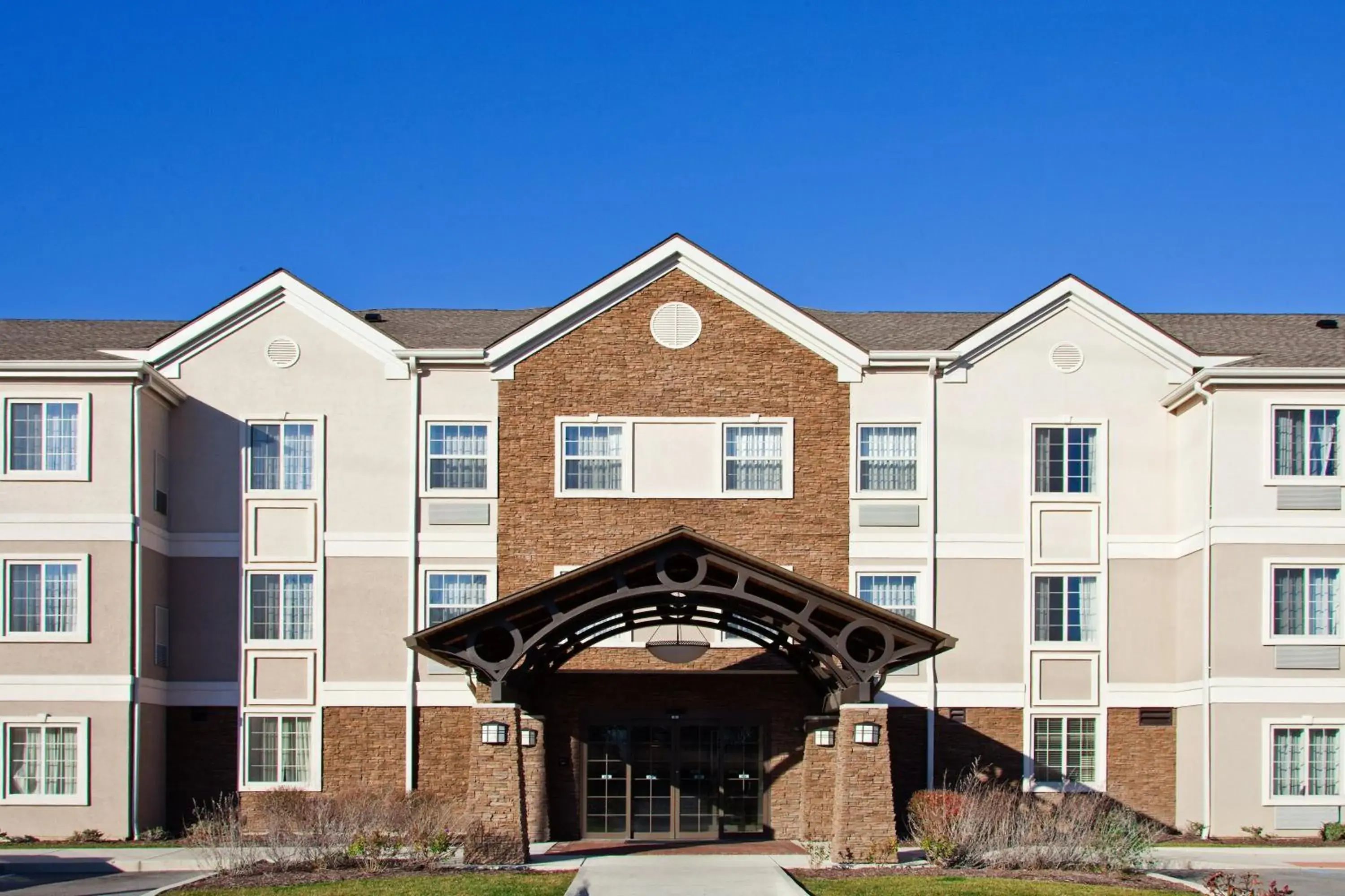 Property building in Staybridge Suites Fort Wayne by IHG Property building in Staybridge Suites Fort Wayne by IHG