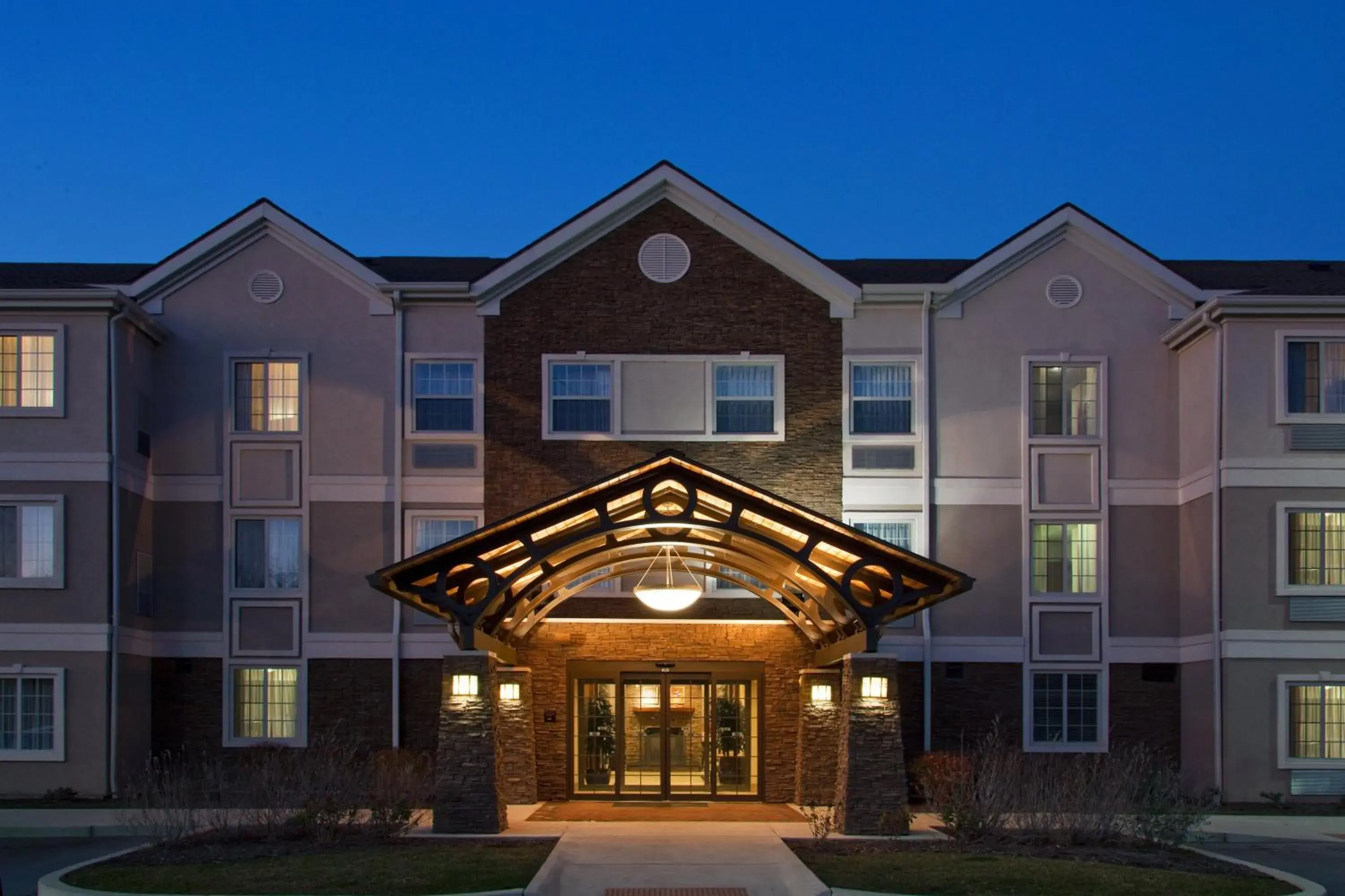 Property building in Staybridge Suites Fort Wayne by IHG Property building in Staybridge Suites Fort Wayne by IHG