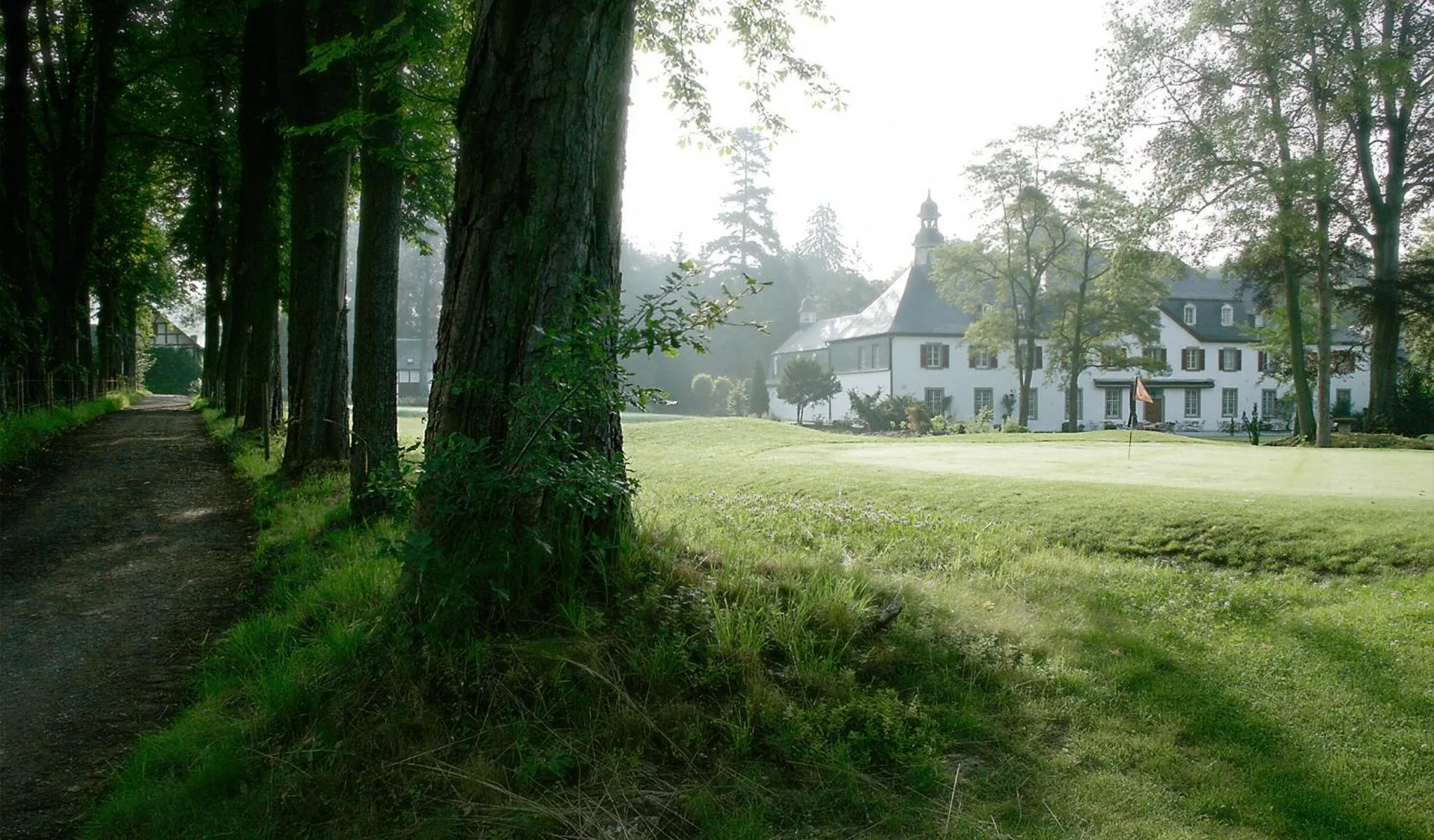 Property building in Schloss Auel Boutique Hotel & Design Golf Lodge