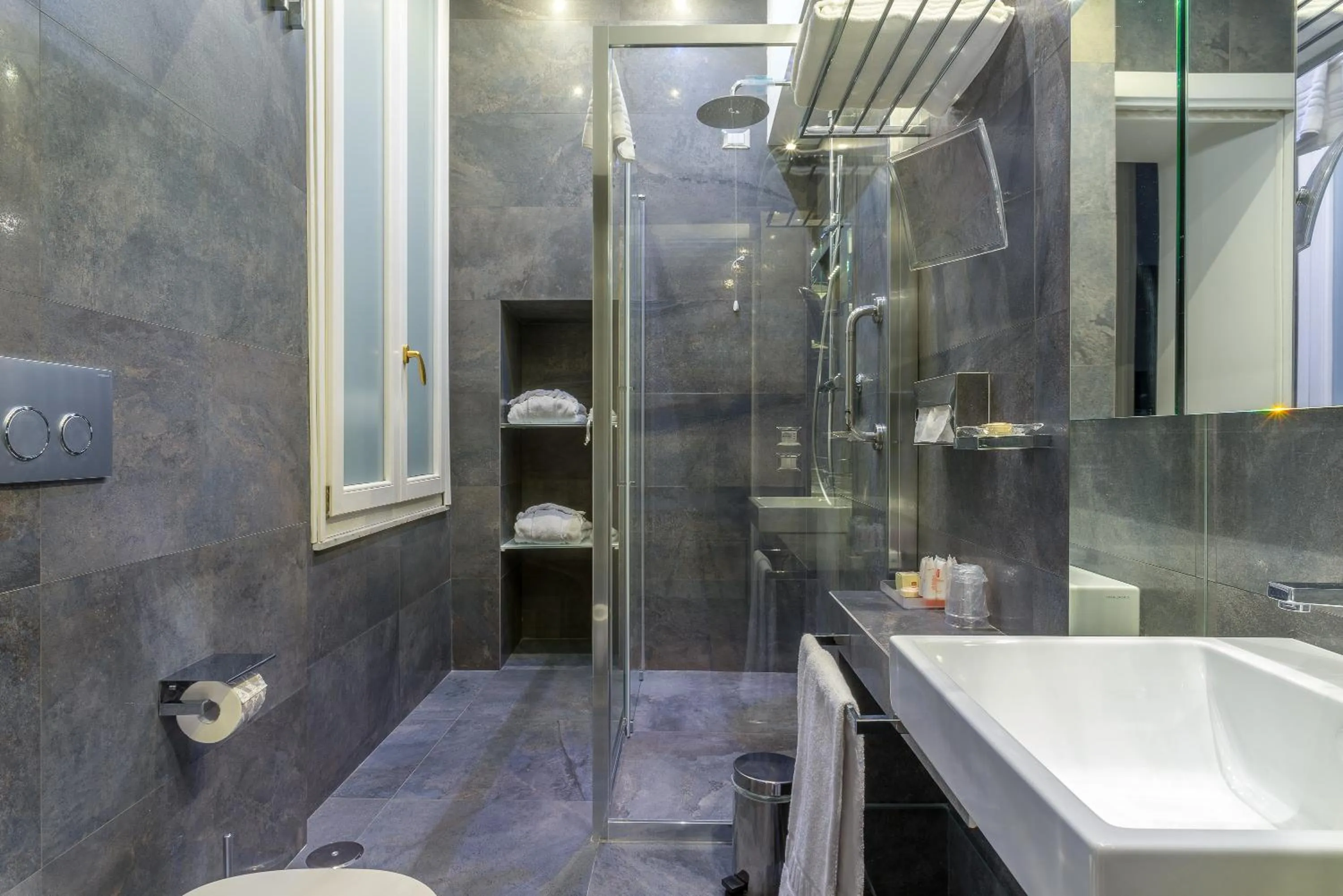 Shower in Les Diamants