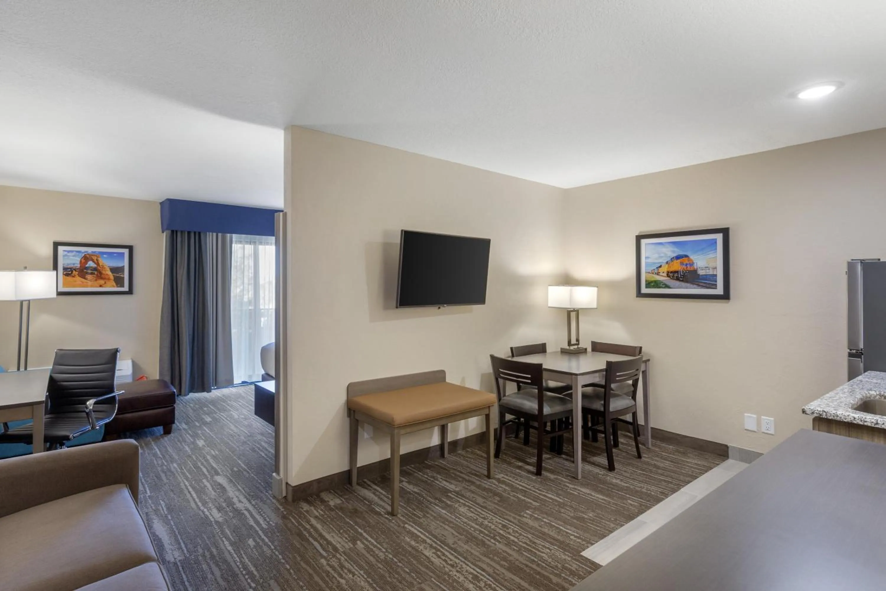 Bedroom, Bed in SureStay Plus Hotel by Best Western Price