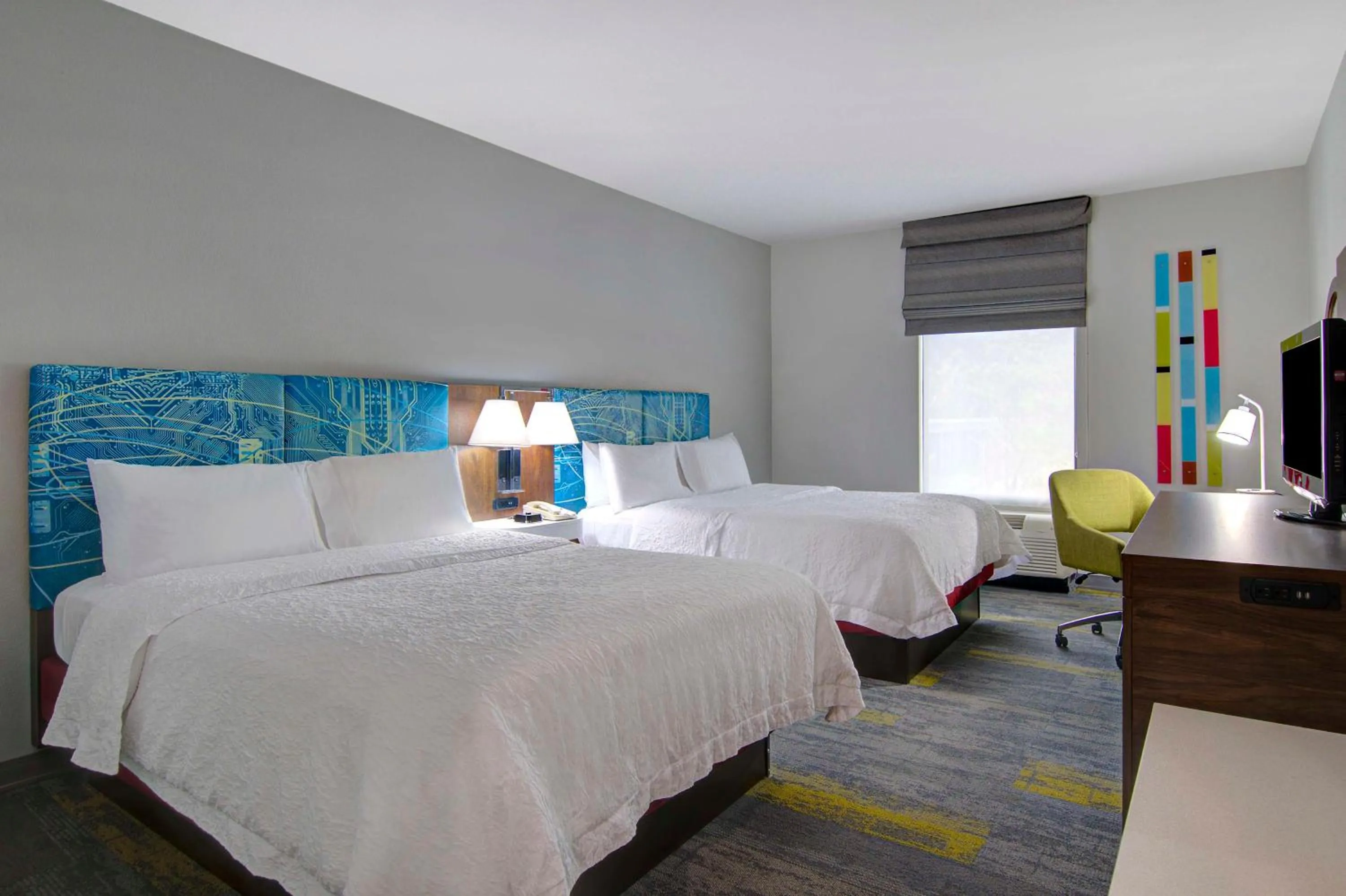 Bed in Hampton Inn Fayetteville