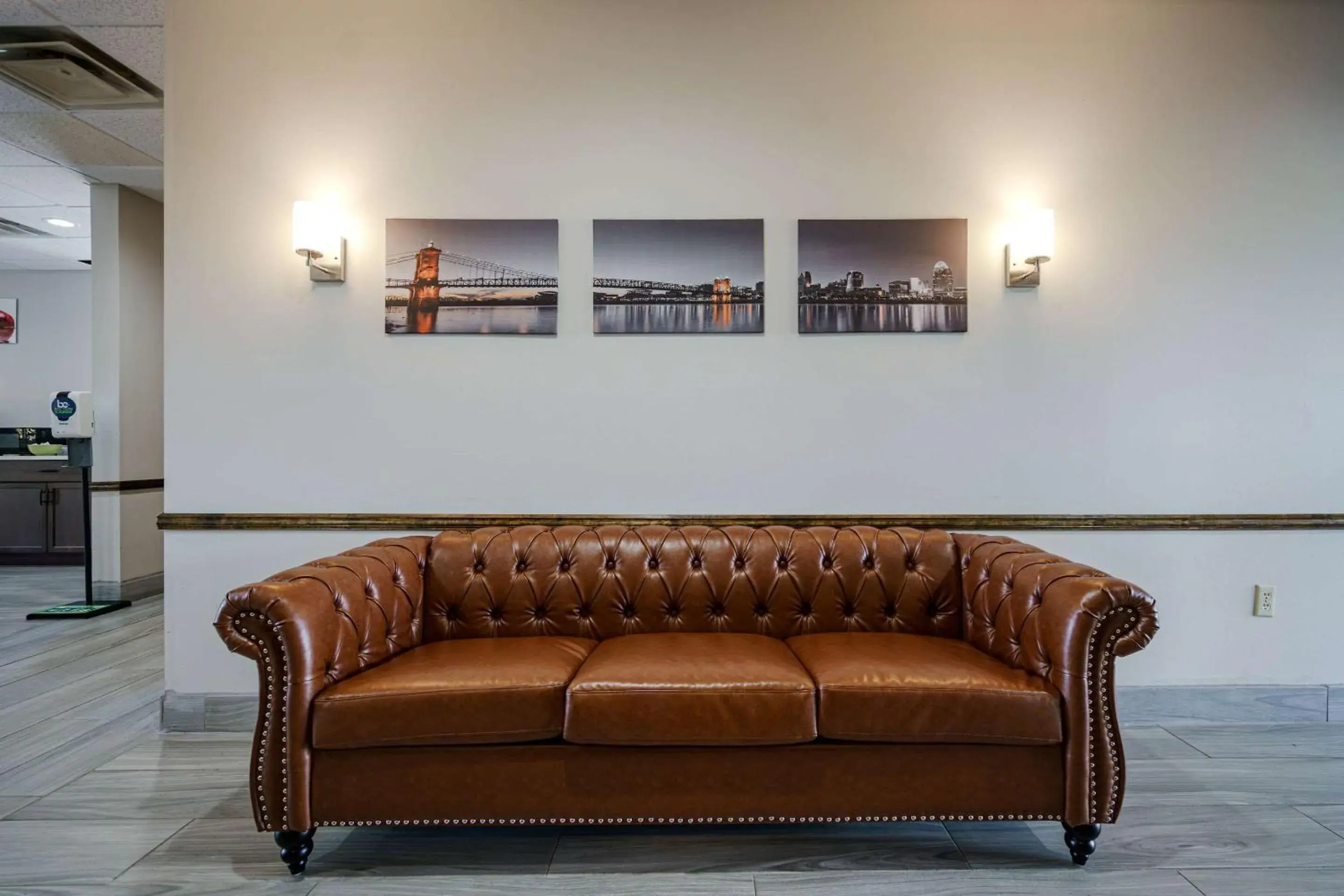 Lobby or reception in Quality Inn I-75 West Chester-North Cincinnati Lobby or reception in Quality Inn I-75 West Chester-North Cincinnati