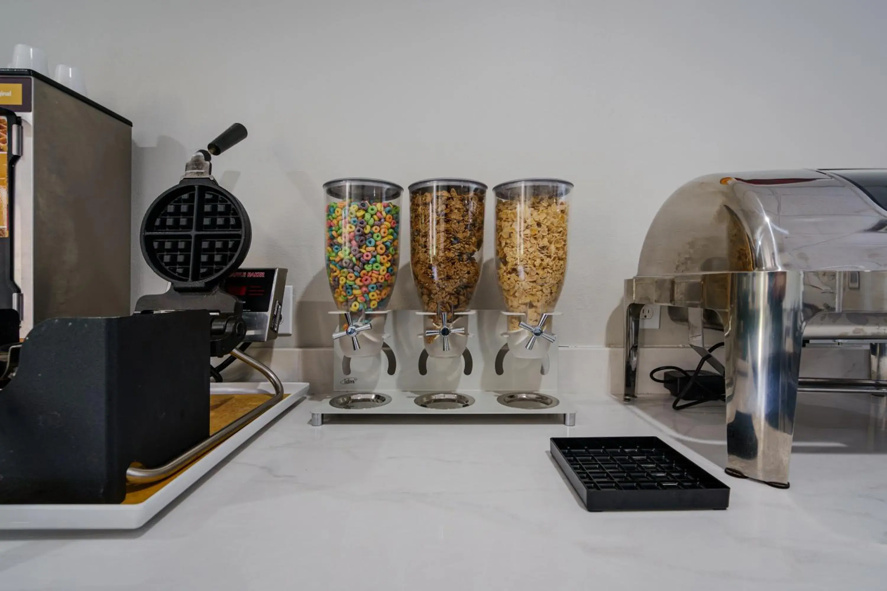 Breakfast in Quality Inn I-75 West Chester-North Cincinnati Breakfast in Quality Inn I-75 West Chester-North Cincinnati