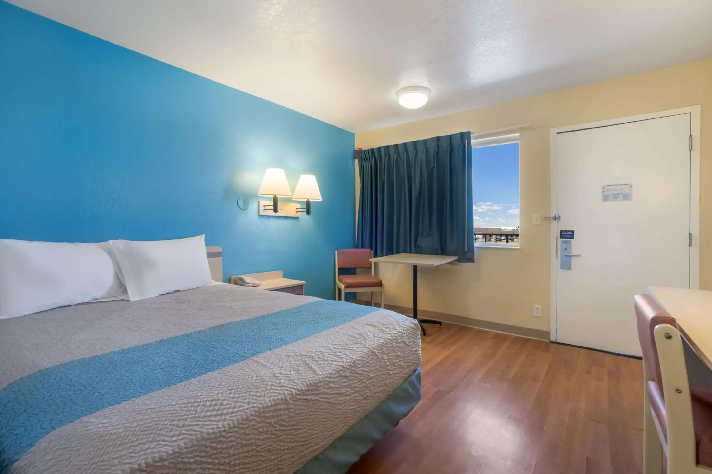 Photo of the whole room, Bed in Motel 6-Grand Junction, CO Photo of the whole room, Bed in Motel 6-Grand Junction, CO