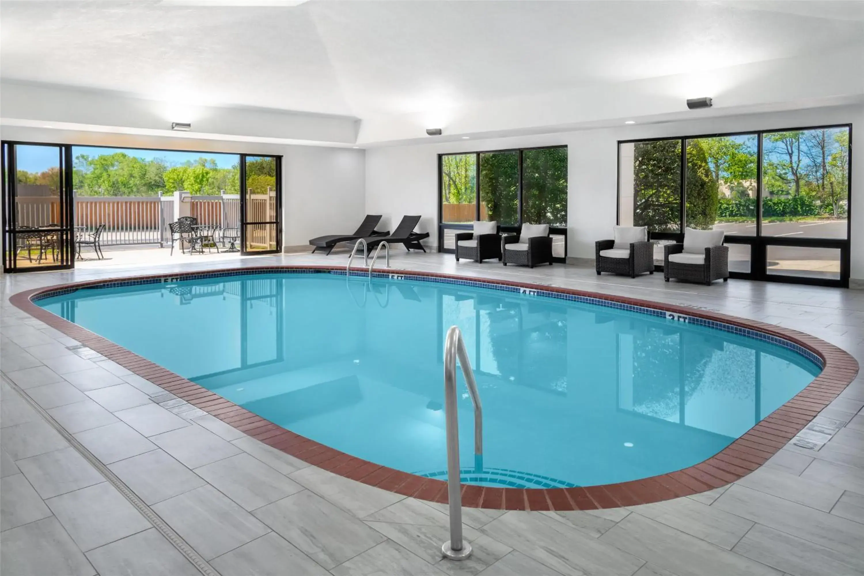 Pool view in DoubleTree by Hilton Springdale Pool view in DoubleTree by Hilton Springdale