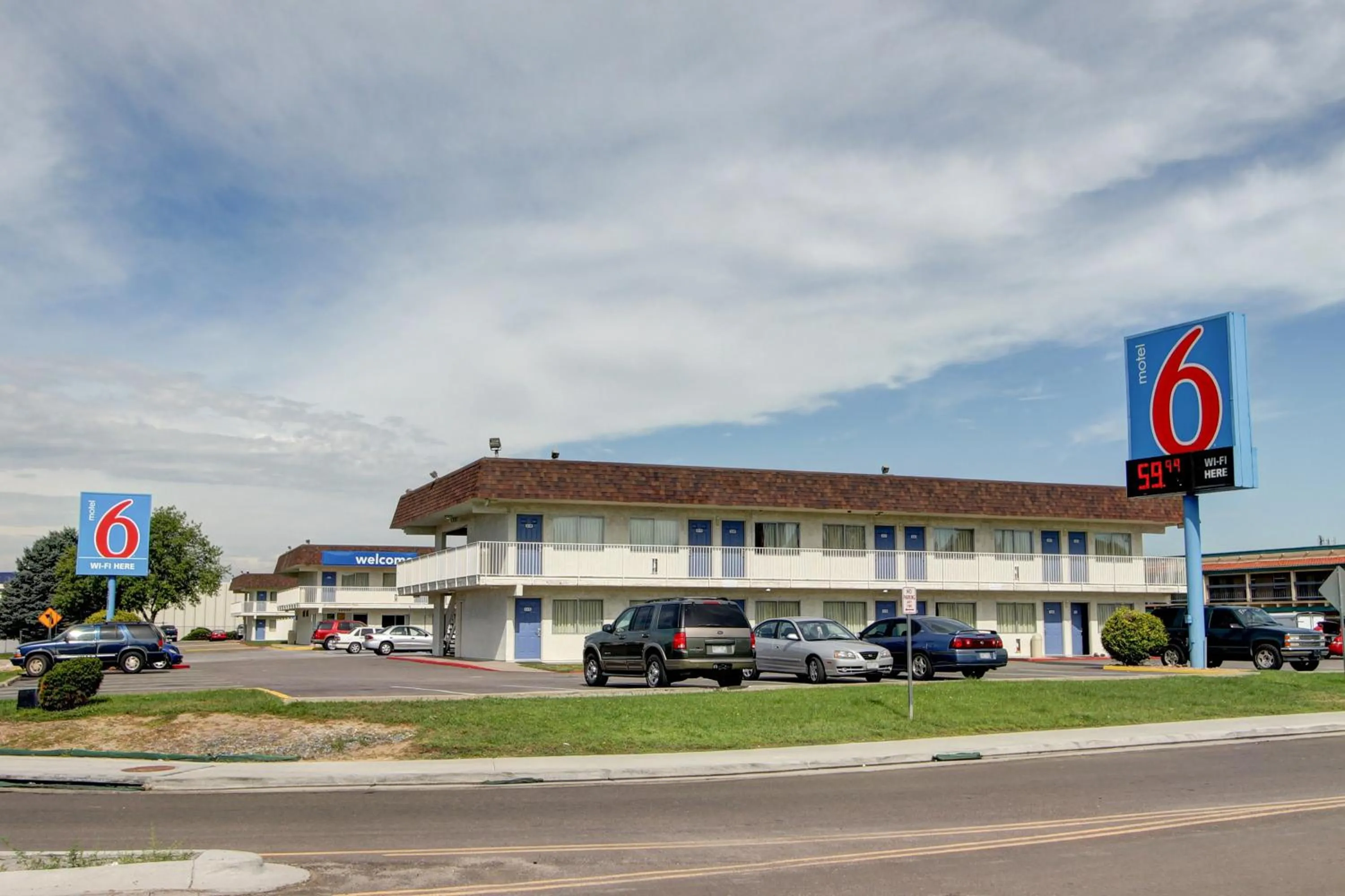Facade/entrance in Motel 6-Denver, CO - Airport