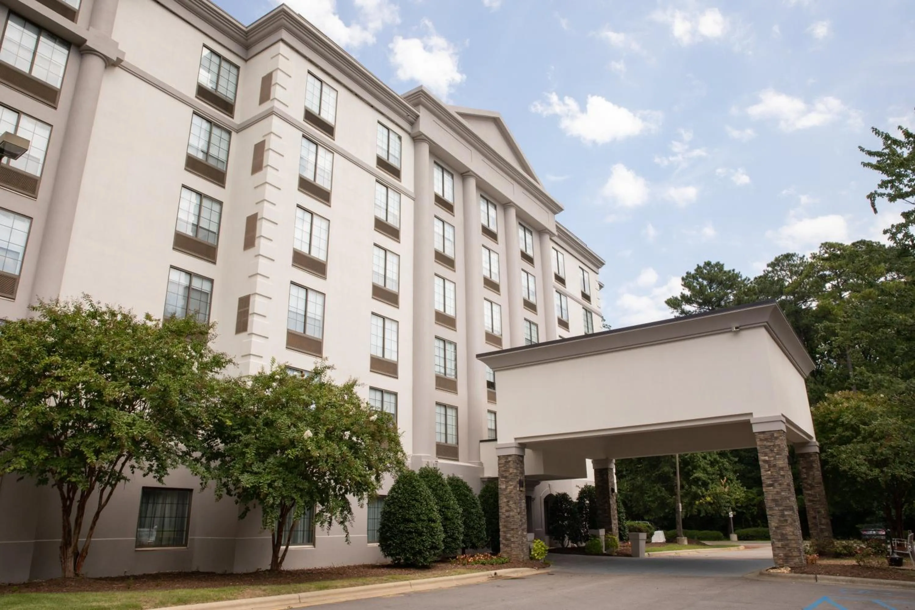 Property building in Holiday Inn & Suites Raleigh Cary by IHG