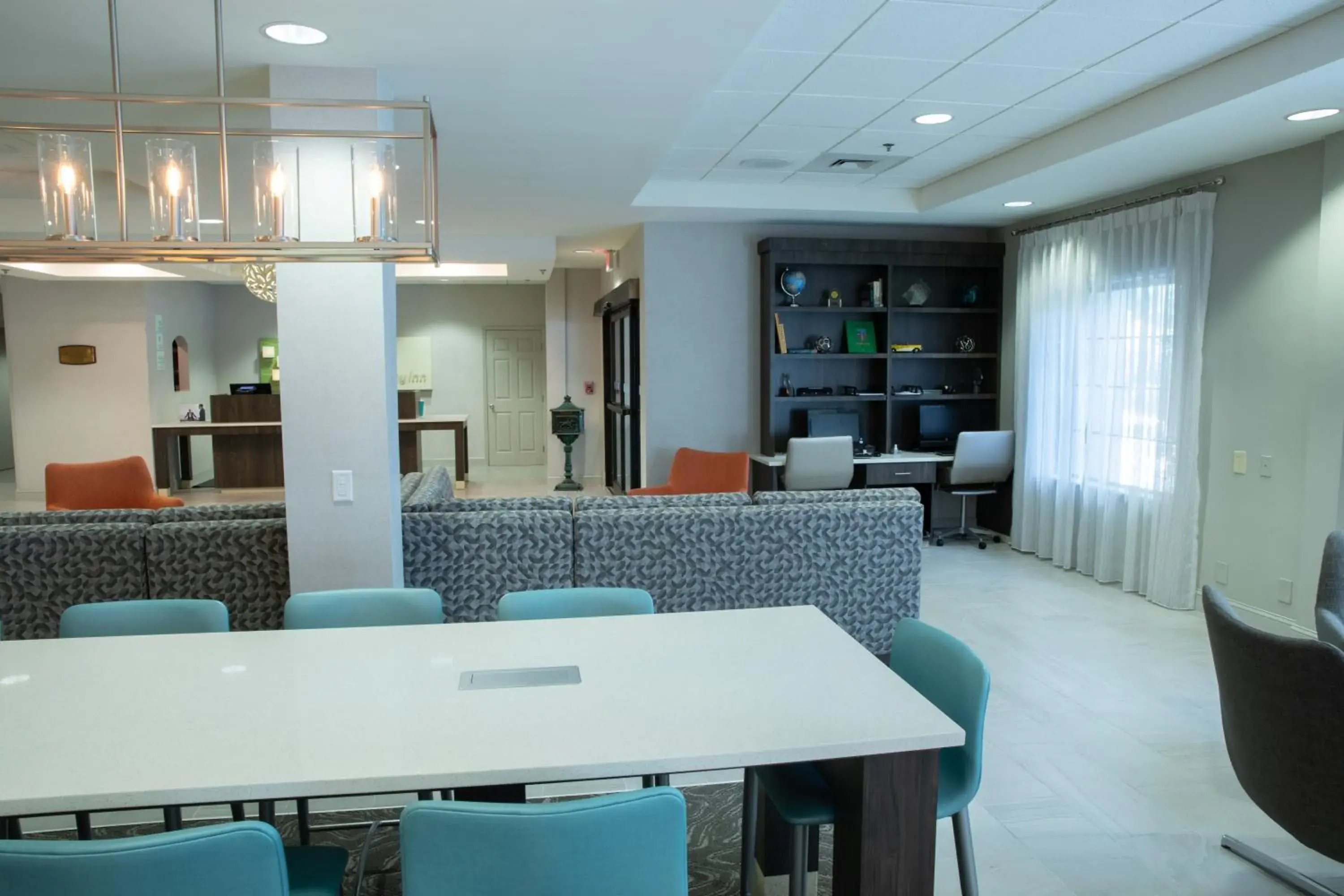 Property building in Holiday Inn & Suites Raleigh Cary by IHG Property building in Holiday Inn & Suites Raleigh Cary by IHG