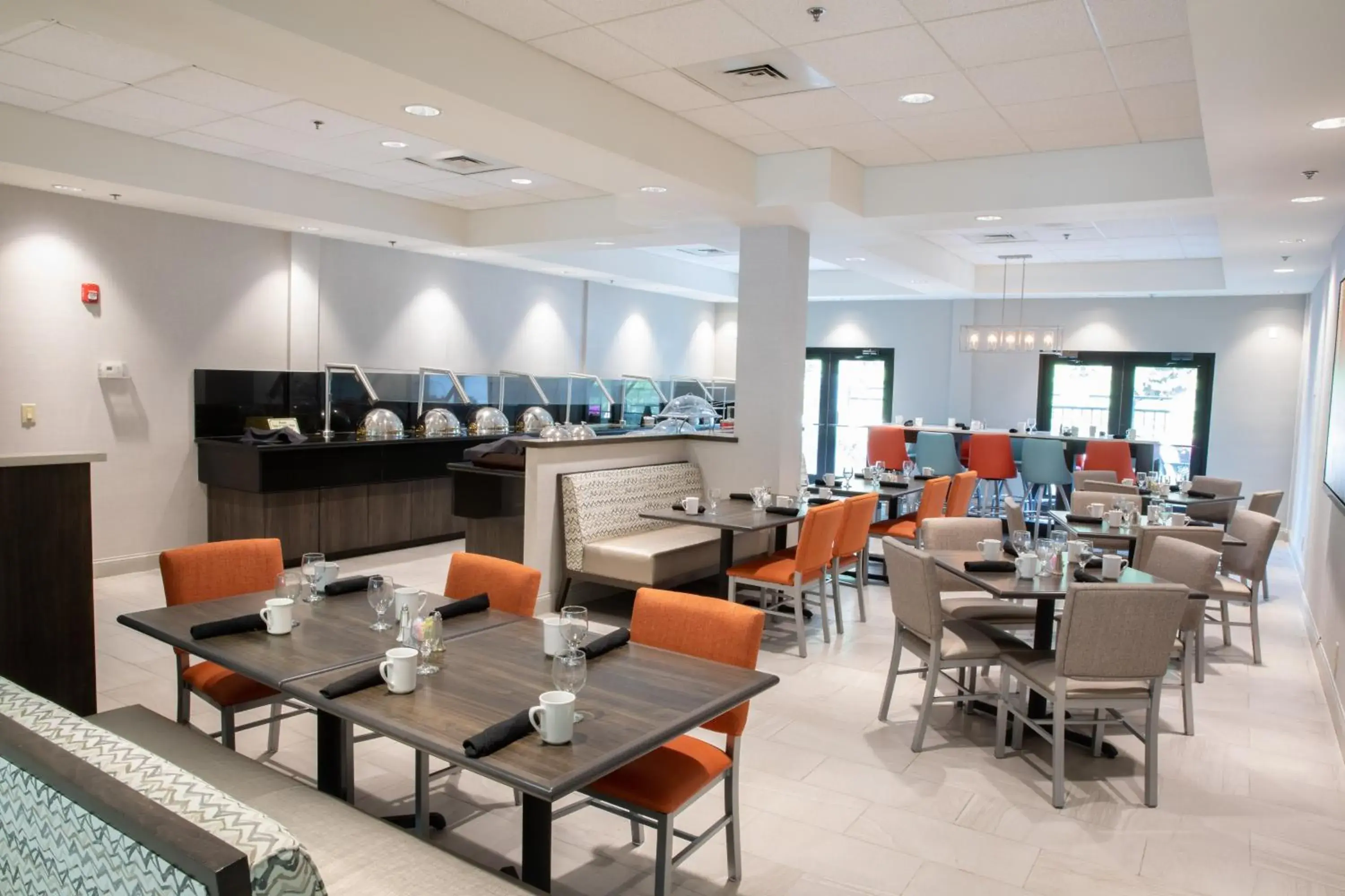 Restaurant/places to eat in Holiday Inn & Suites Raleigh Cary by IHG Restaurant/places to eat in Holiday Inn & Suites Raleigh Cary by IHG