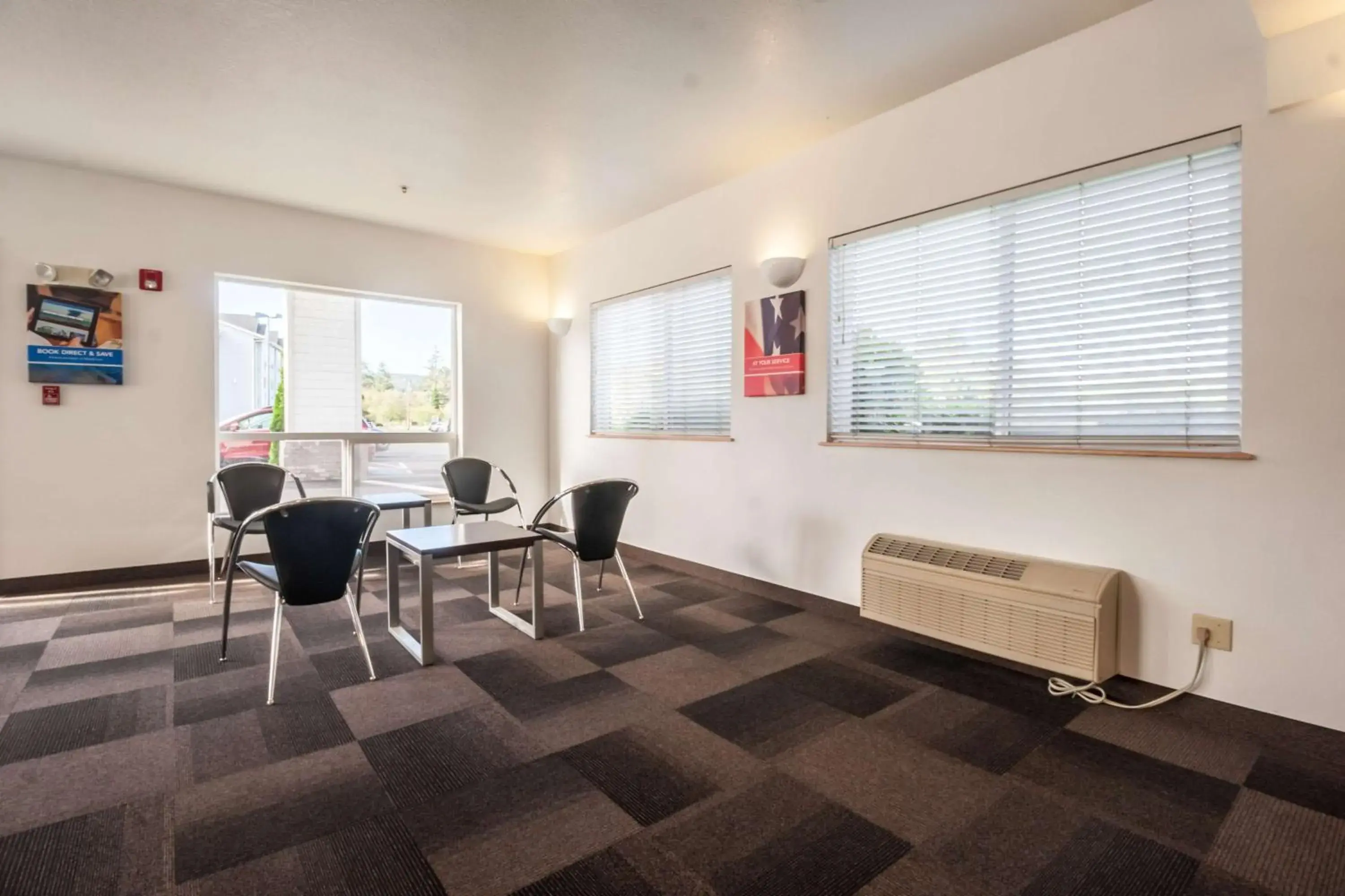 Lobby or reception in Motel 6-Seaside, OR Lobby or reception in Motel 6-Seaside, OR