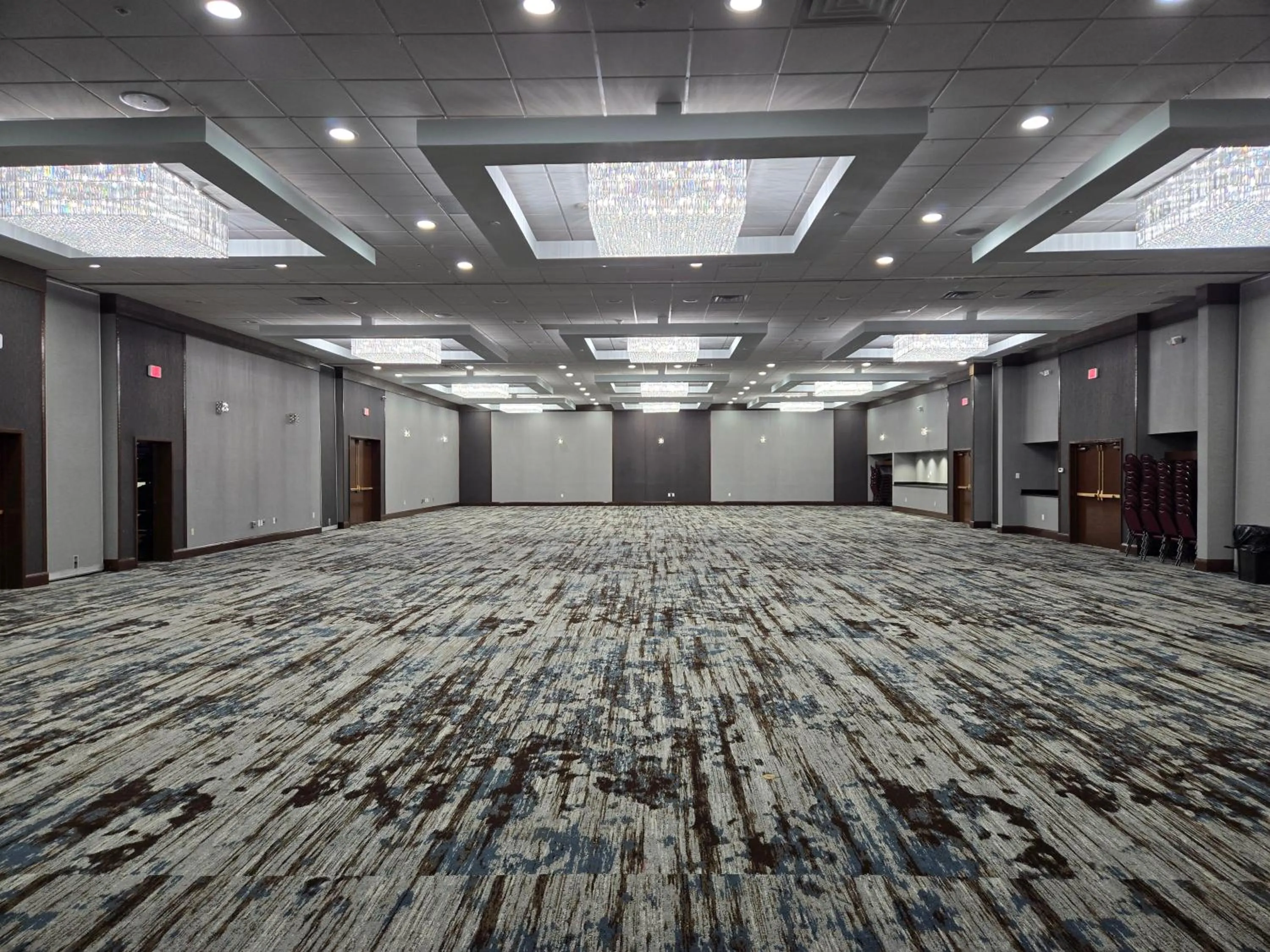 Meeting/conference room in Holiday Inn Cincinnati-Eastgate by IHG