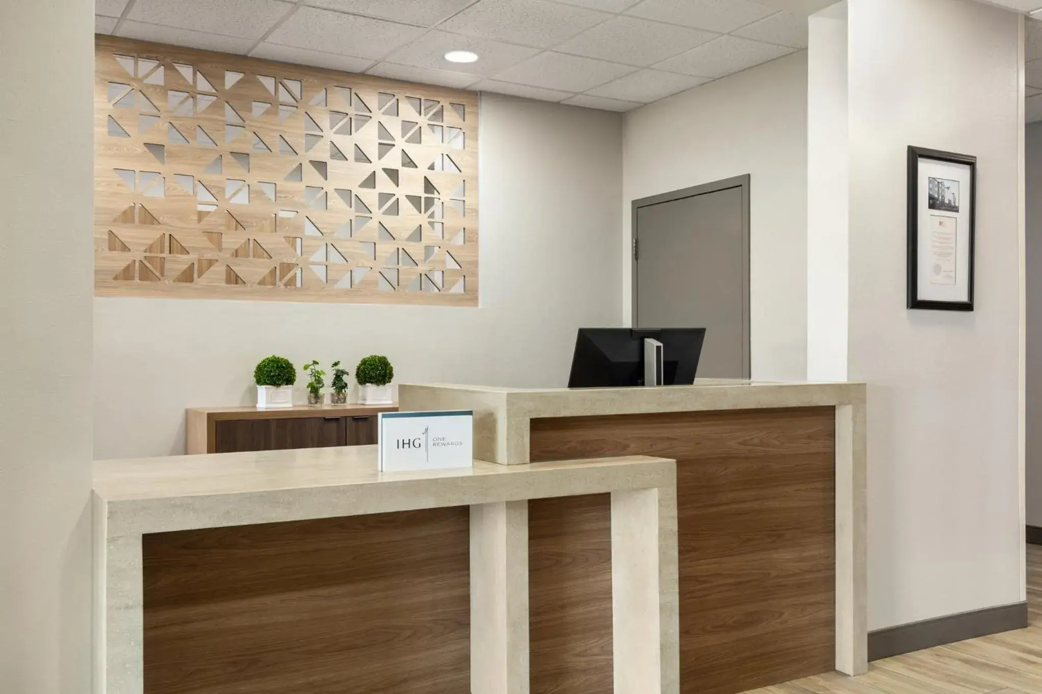 Property building in Candlewood Suites Tuscaloosa by IHG Property building in Candlewood Suites Tuscaloosa by IHG