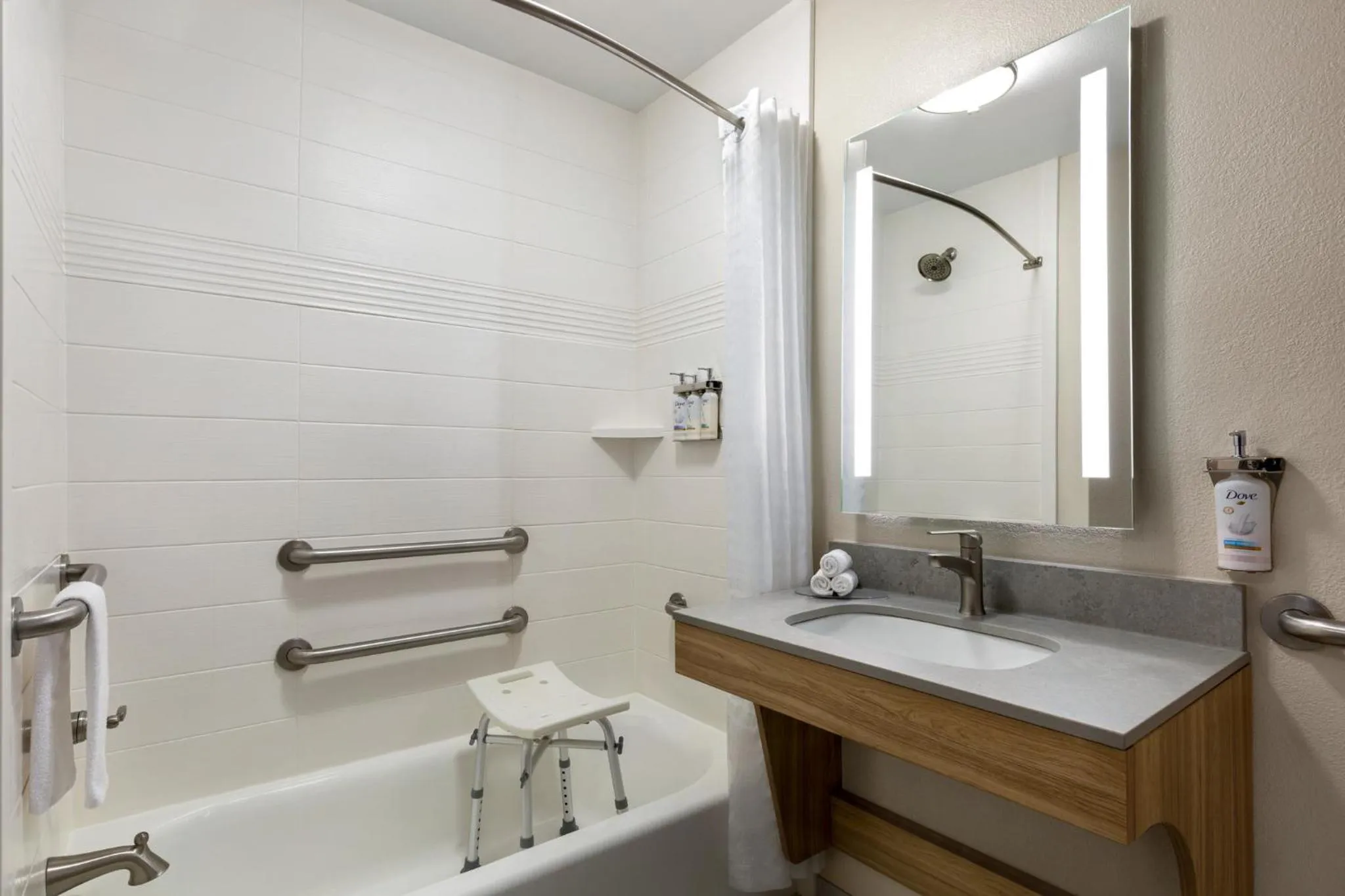 Bathroom in Candlewood Suites Tuscaloosa by IHG