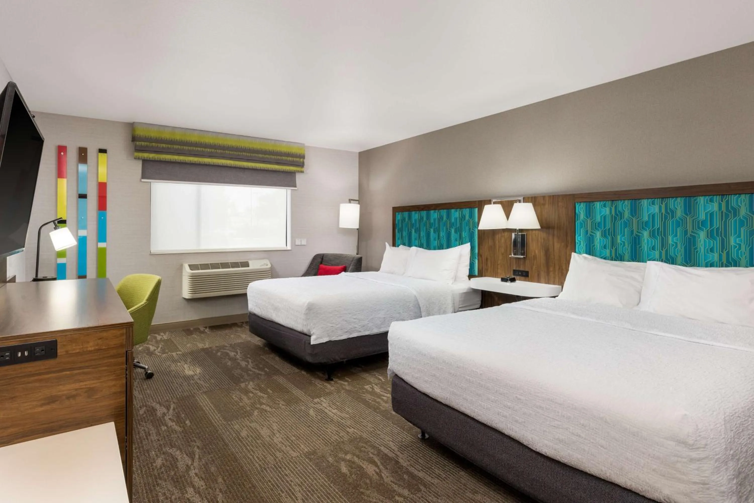 Bed in Hampton Inn Kalispell