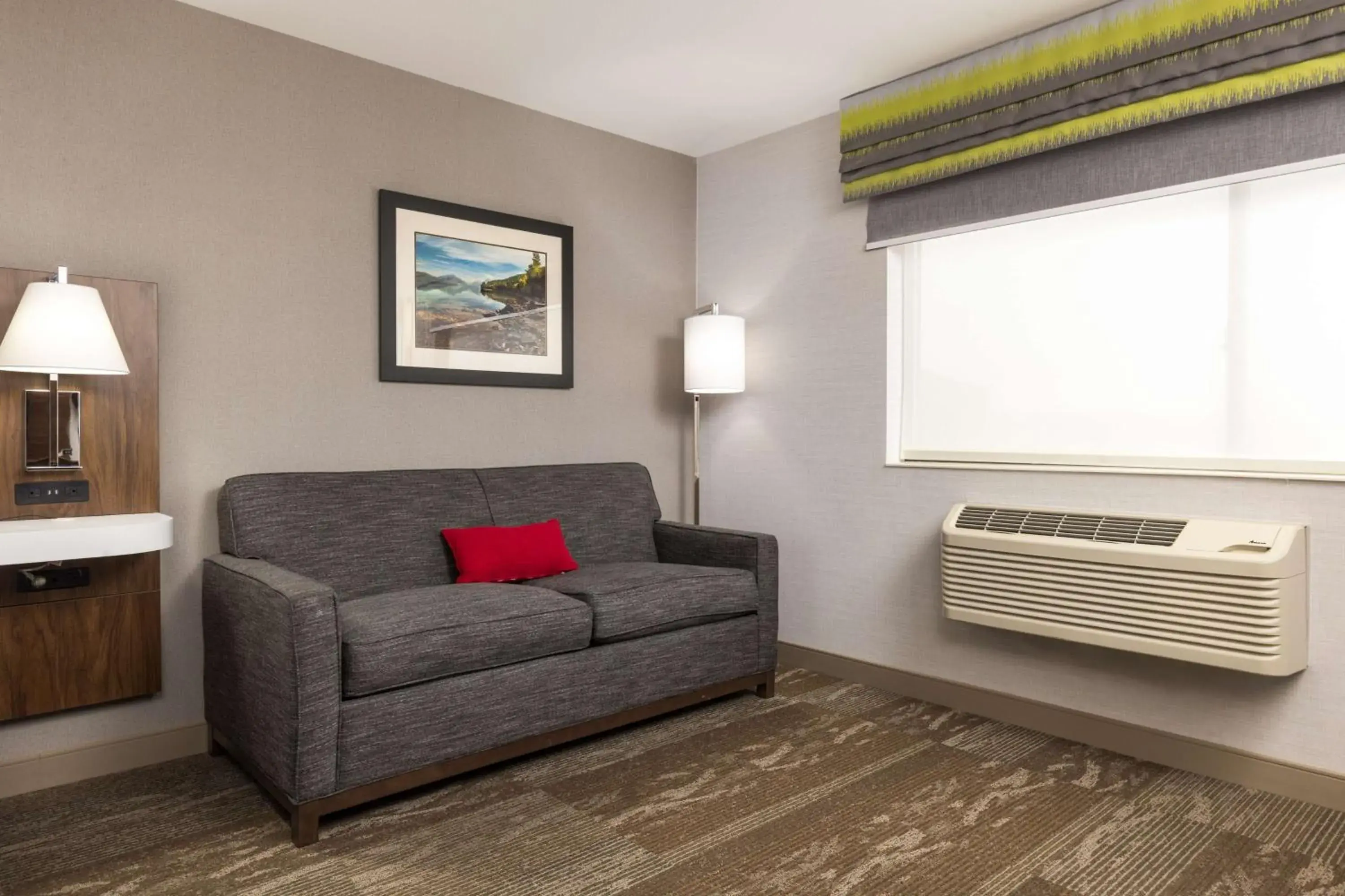 King Room with King Bed - Non-Smoking in Hampton Inn Kalispell King Room with King Bed - Non-Smoking in Hampton Inn Kalispell