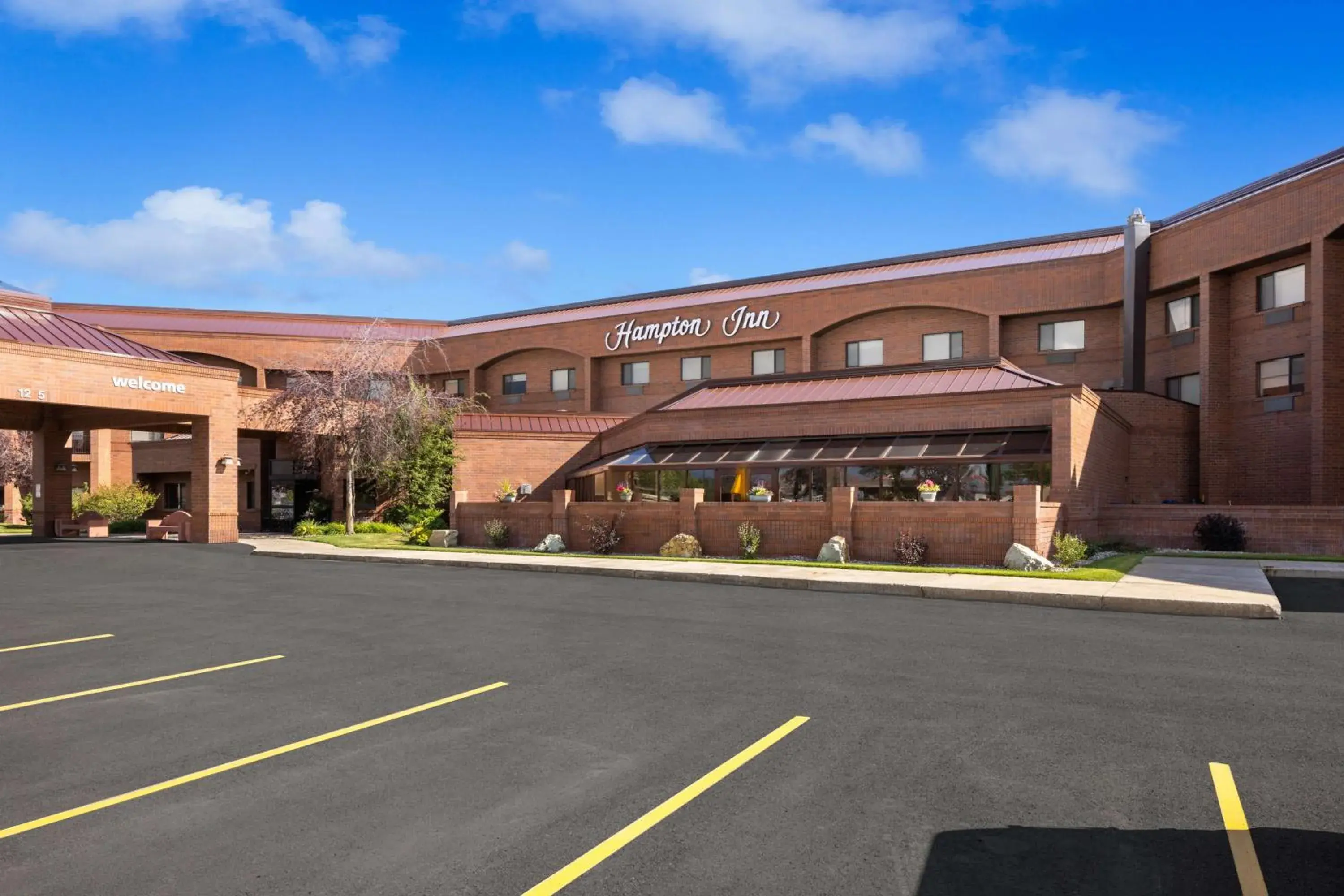 Property building in Hampton Inn Kalispell Property building in Hampton Inn Kalispell