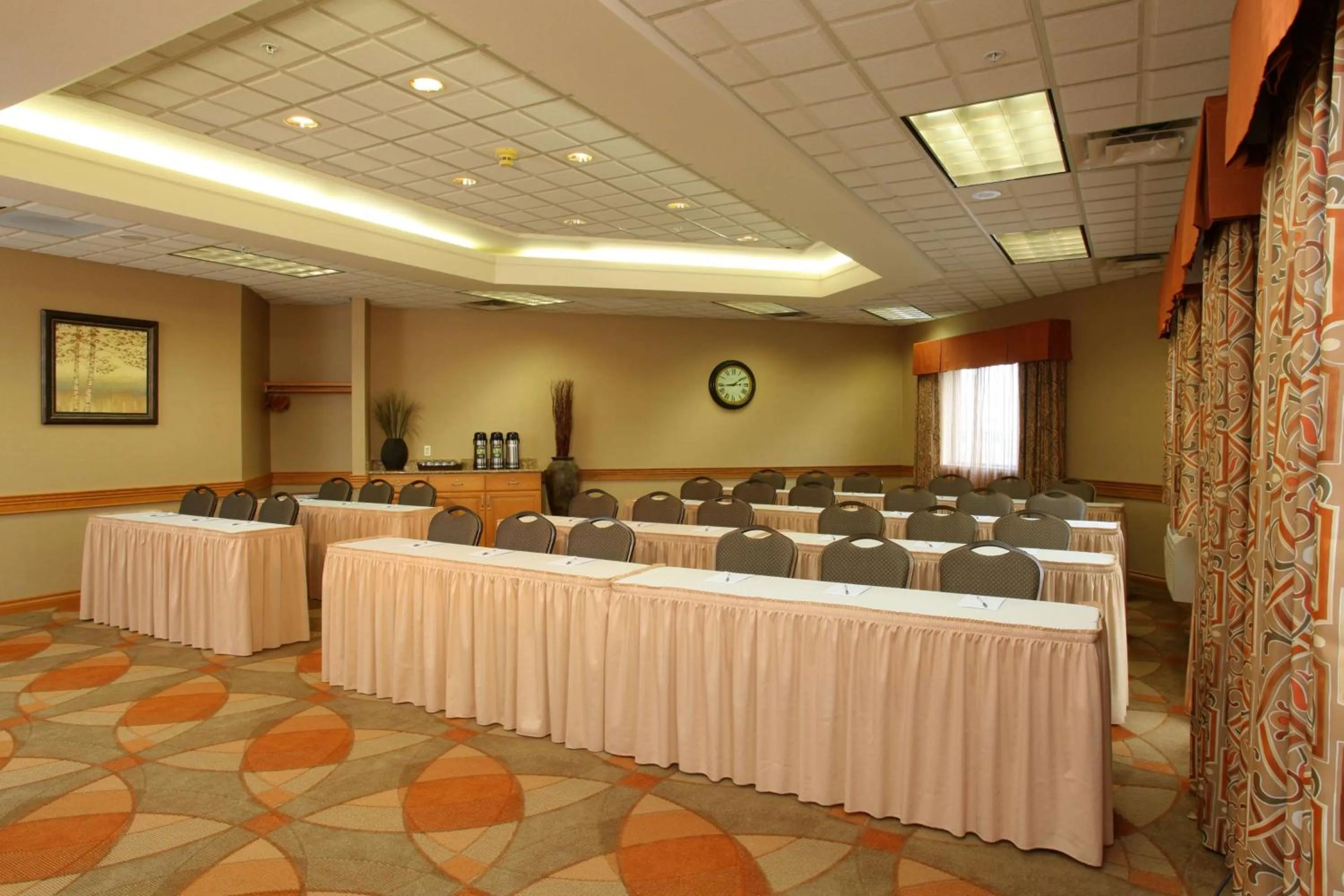 Meeting/conference room in Hampton Inn Kalispell
